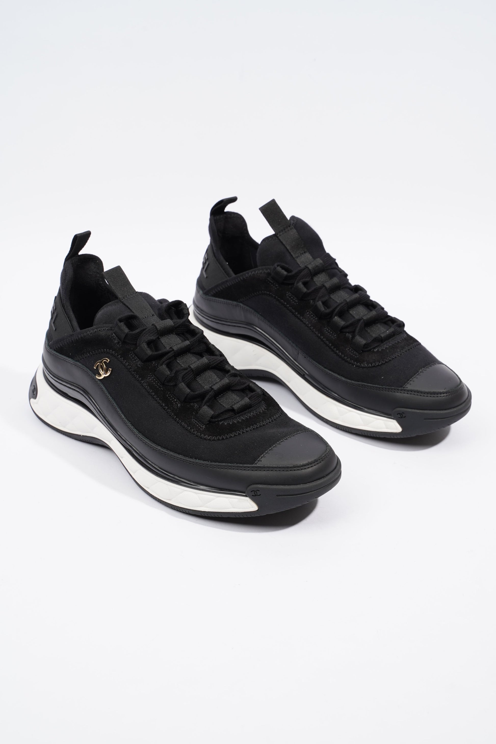 Chanel CC Logo Sneaker Black   White Nylon EU 41 UK 7