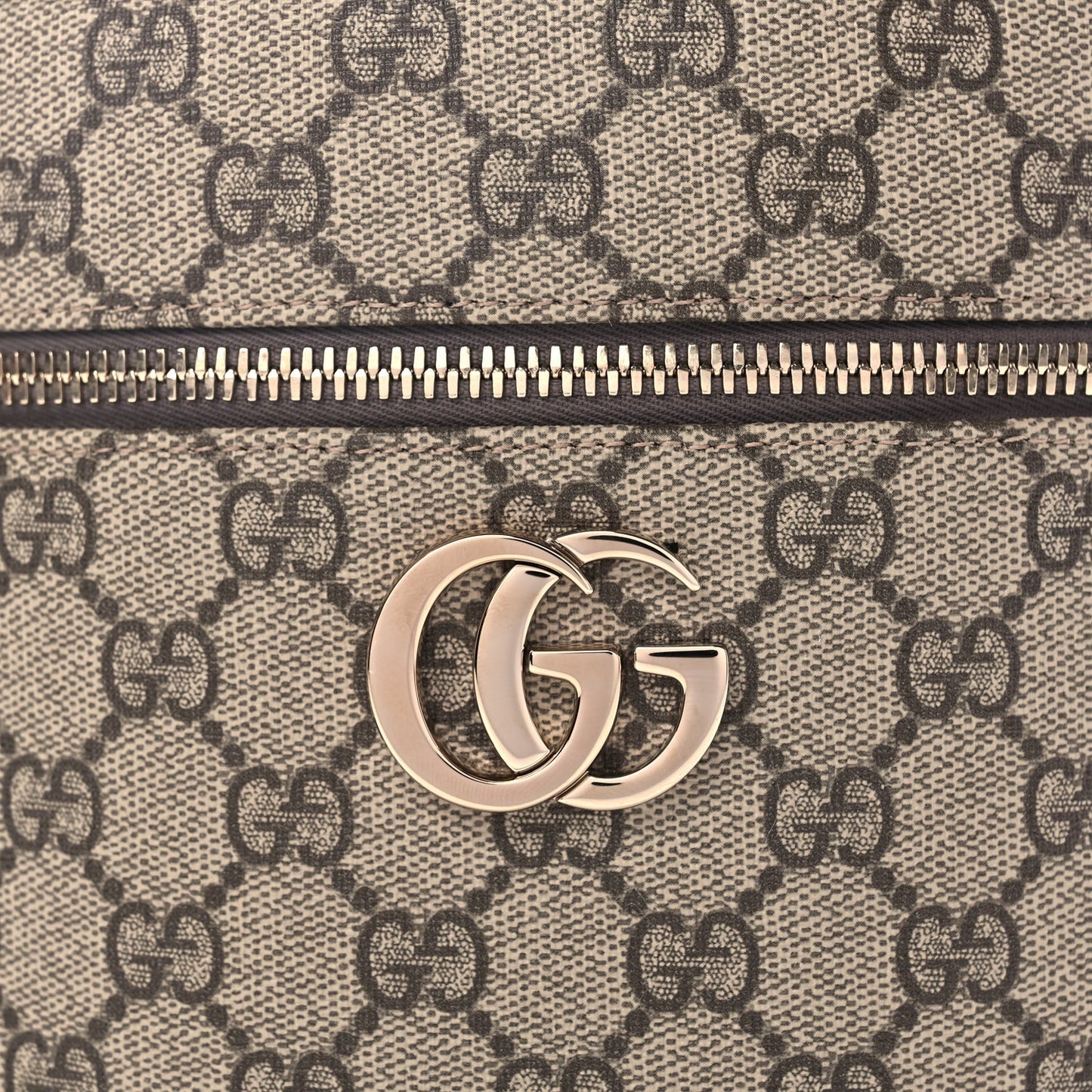 Gucci GG Supreme Monogram Ancora Calfskin Vanity Cosmetic Case Beige Ebony Rosso