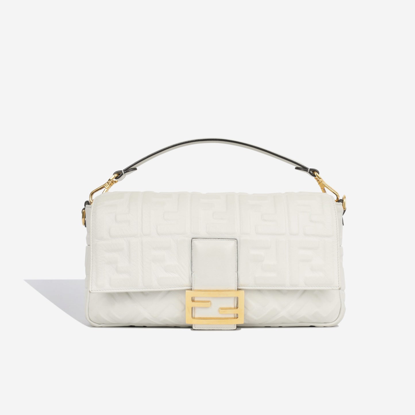 Fendi Baguette Bag Large Shoulder Bag White Leather Ghw