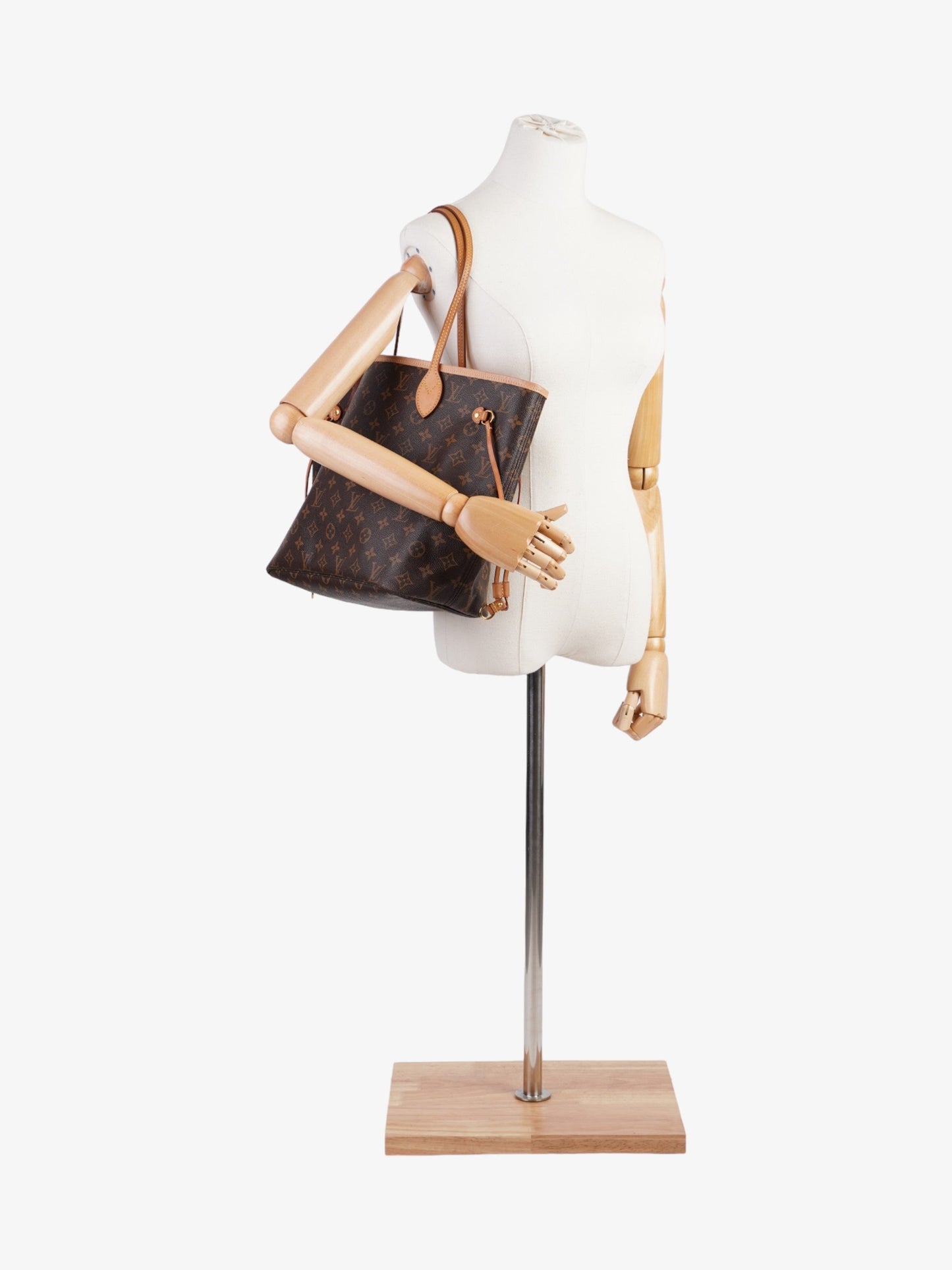 Louis Vuitton Neverfull Coated MM Monogram Canvas Coated Canvas Apparel Mm 23