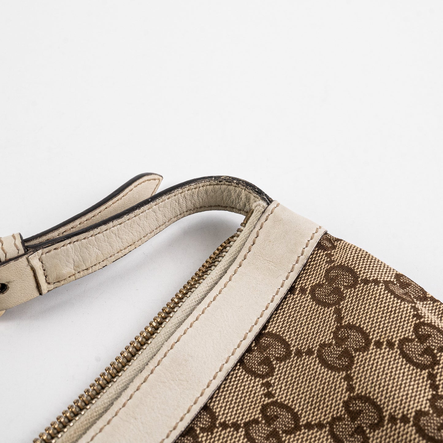 Gucci Pochette Handbag Monogram Mini Travel Bag