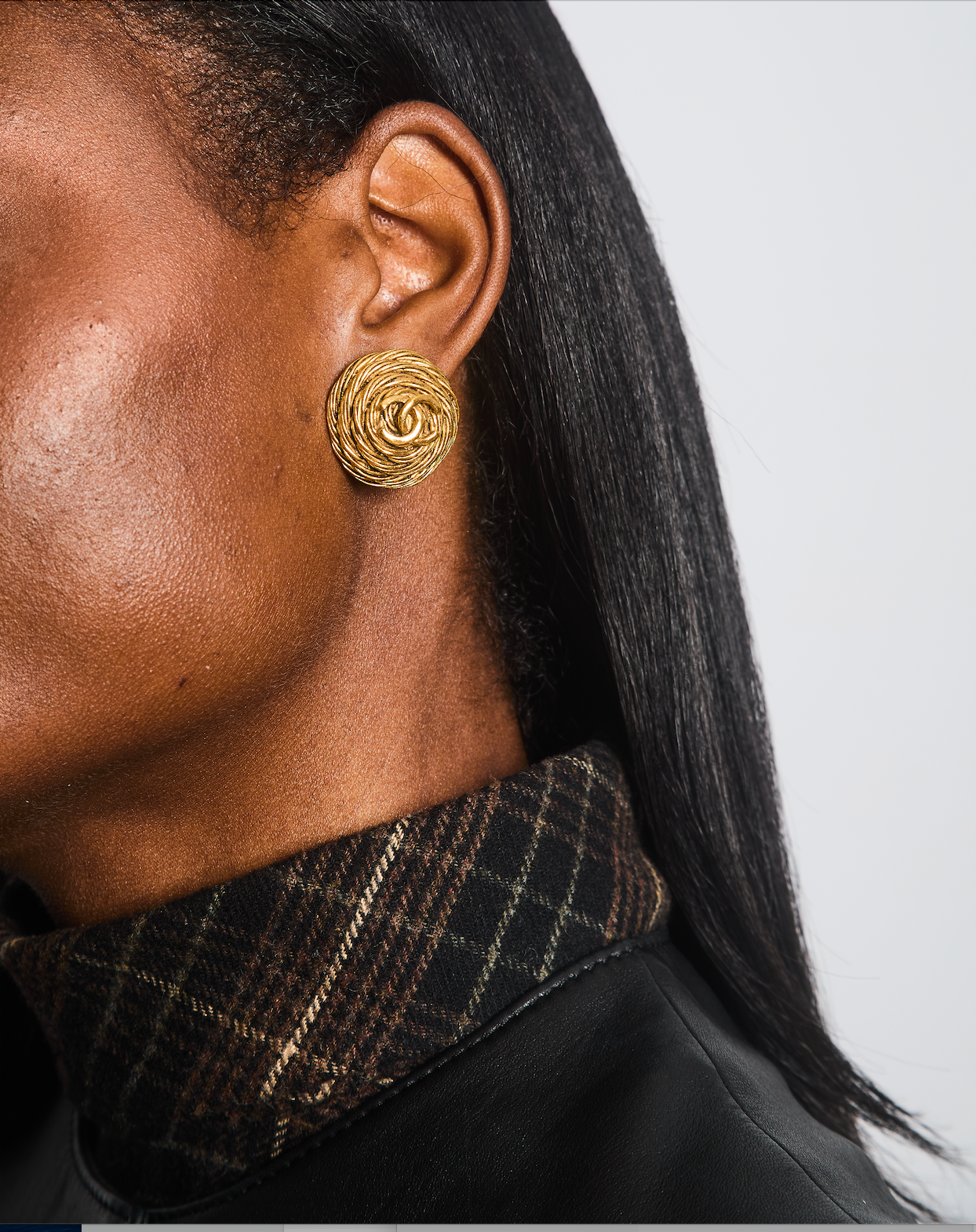 Chanel   94A Gold Round Cabled Spiral Clip on Earrings with CC Logo Detail