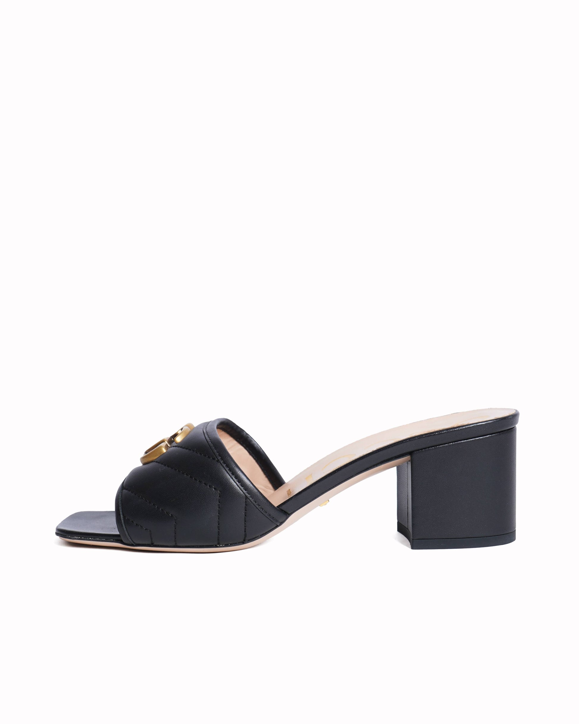 Gucci gg marmont Matelassé slide heels in black