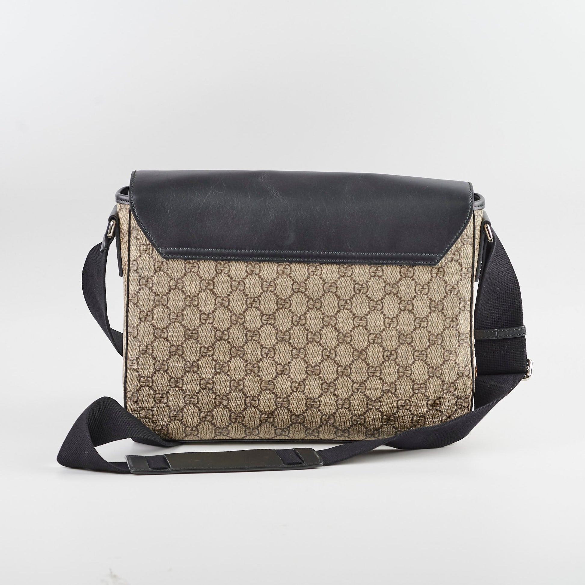Gucci Surpreme Messenger Bag Monogram Travel Bag
