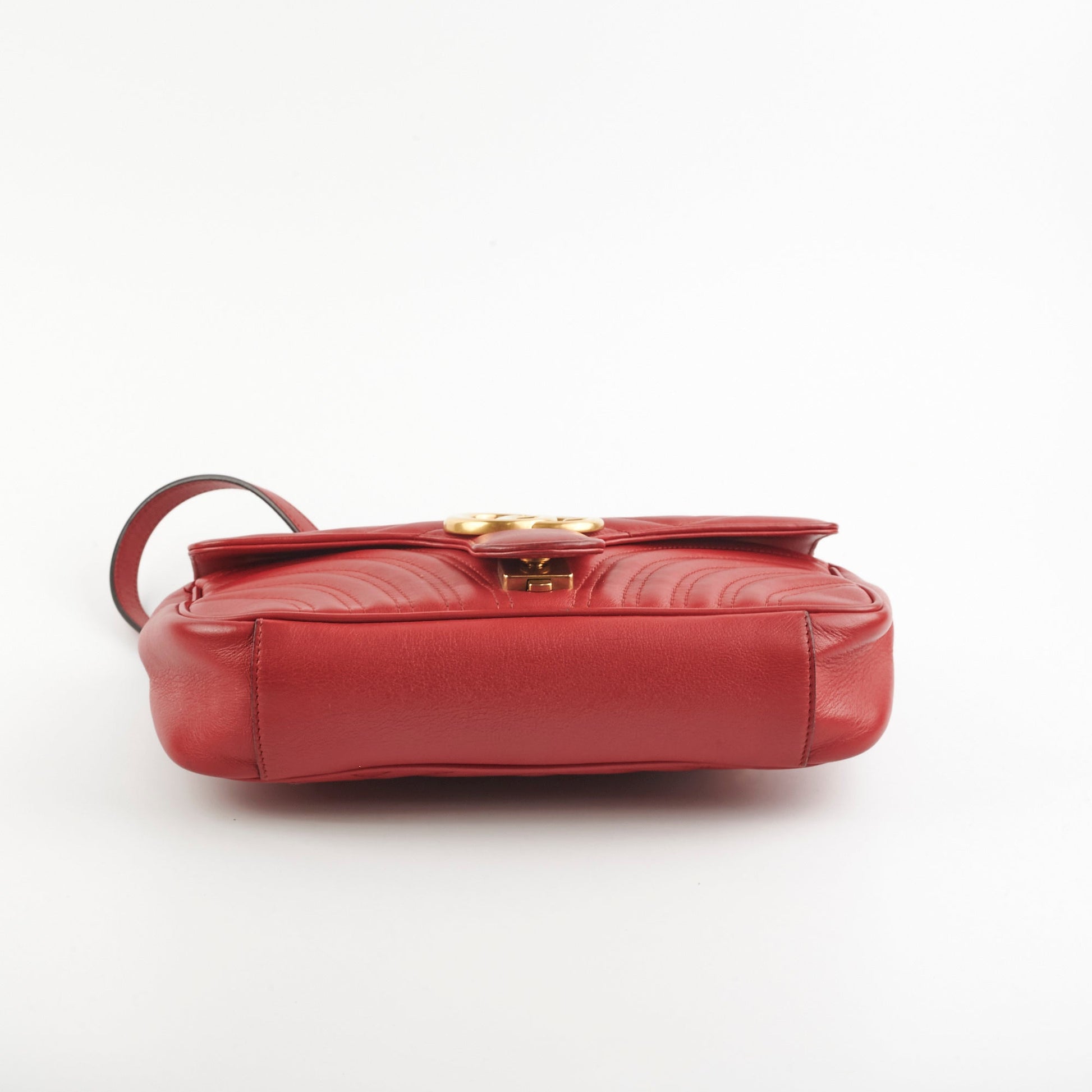 Gucci Marmont Shoulder Bag Red Small Crossbody Bag