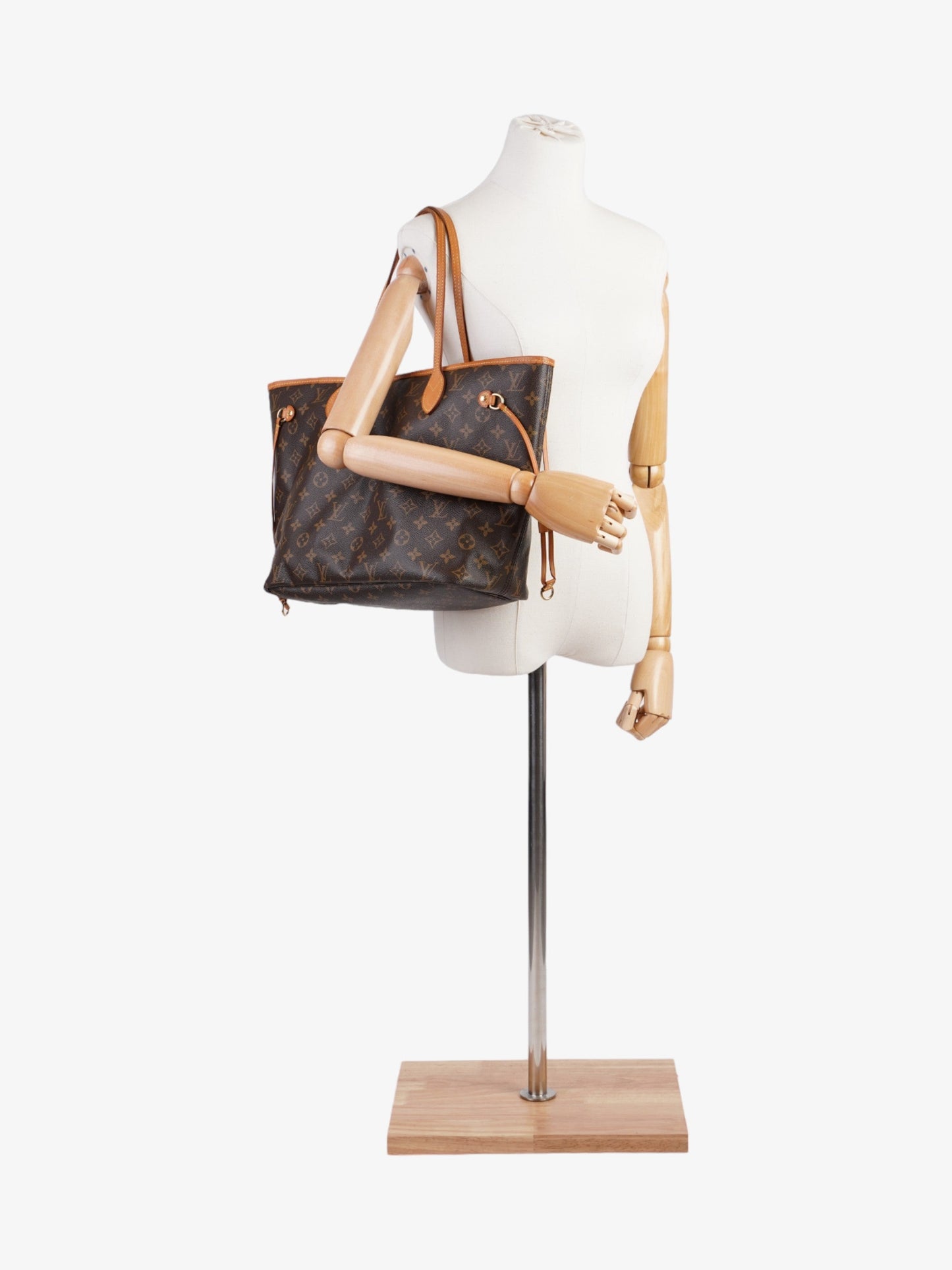 Louis Vuitton Neverfull Coated MM Monogram Canvas Coated Canvas Apparel Mm 22