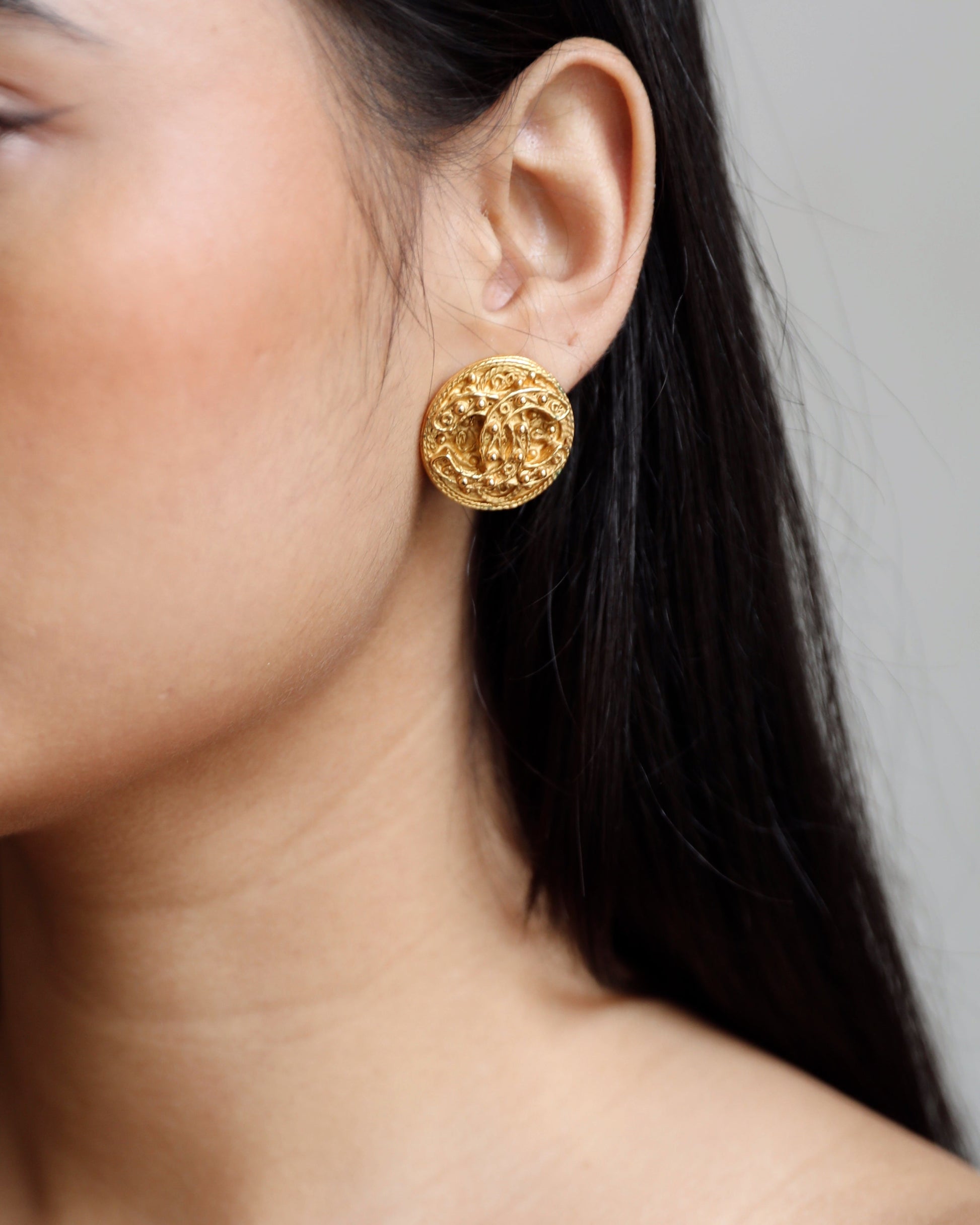 Chanel Coco Mark CC Textured Clip on Earrings
