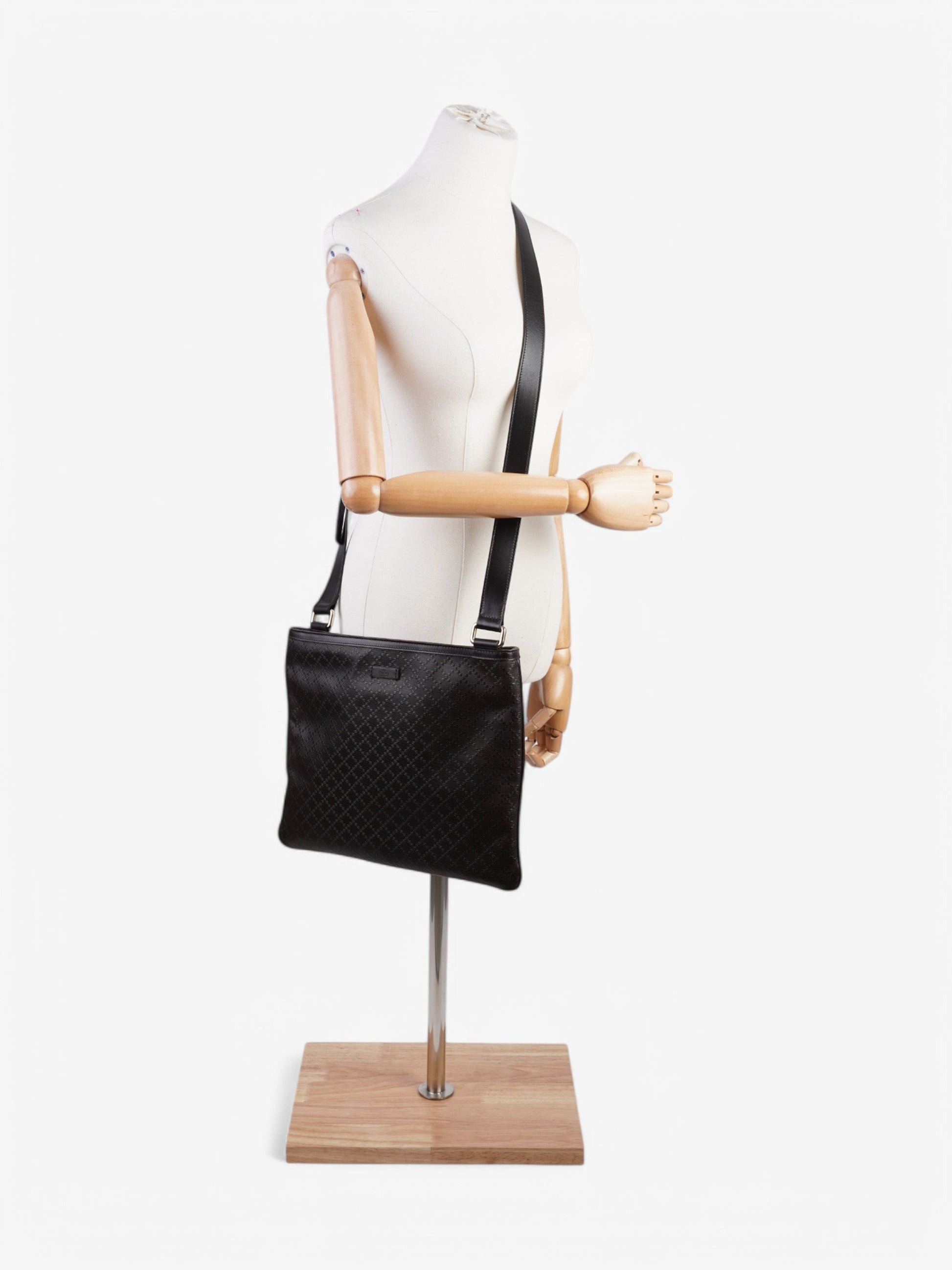 Gucci Imprime Messenger Dark Coated Canvas Brown Travel Bag