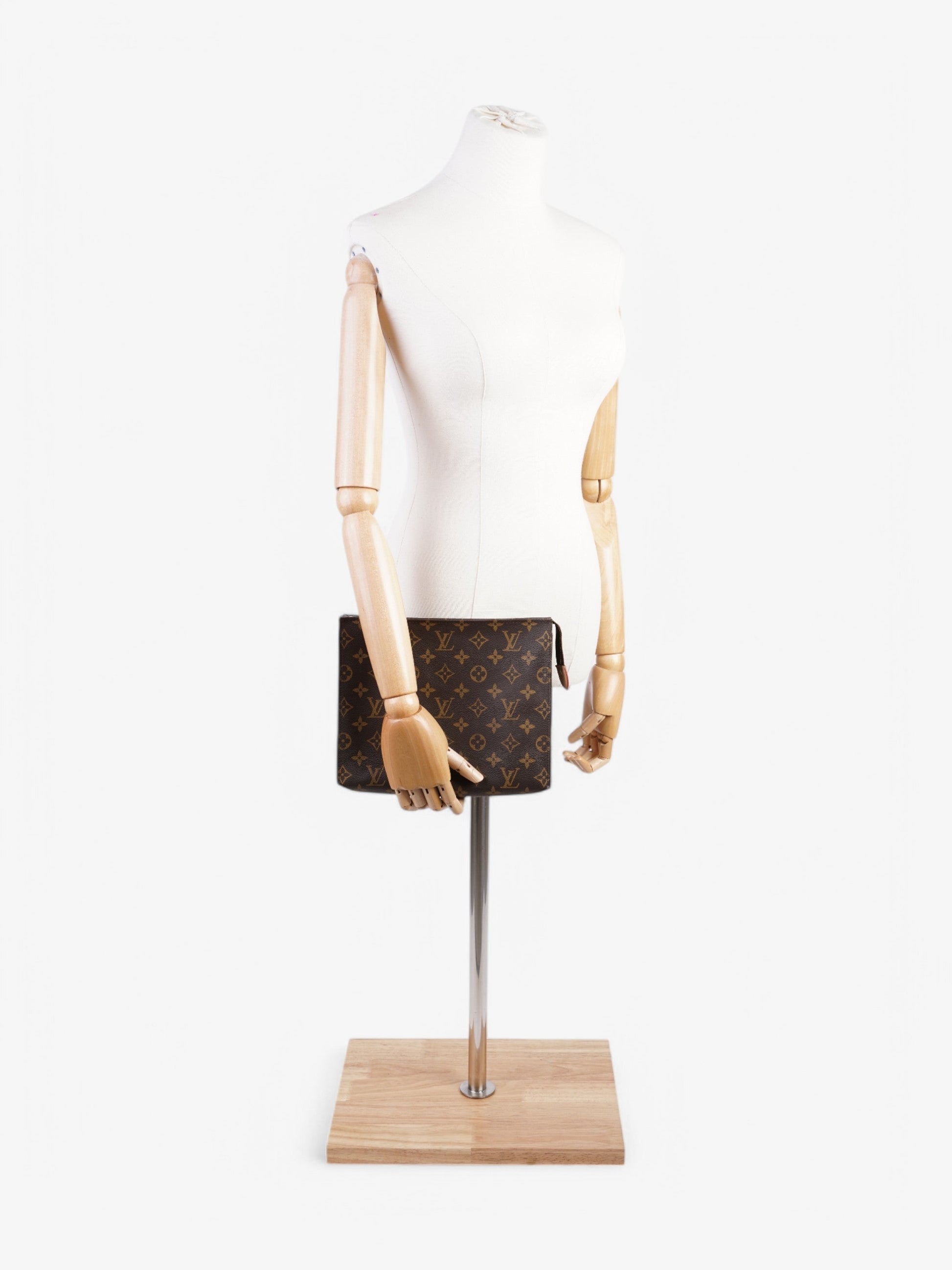 Louis Vuitton Toiletry Coated 26 Monogram Canvas Coated Canvas Apparel Canvas 48