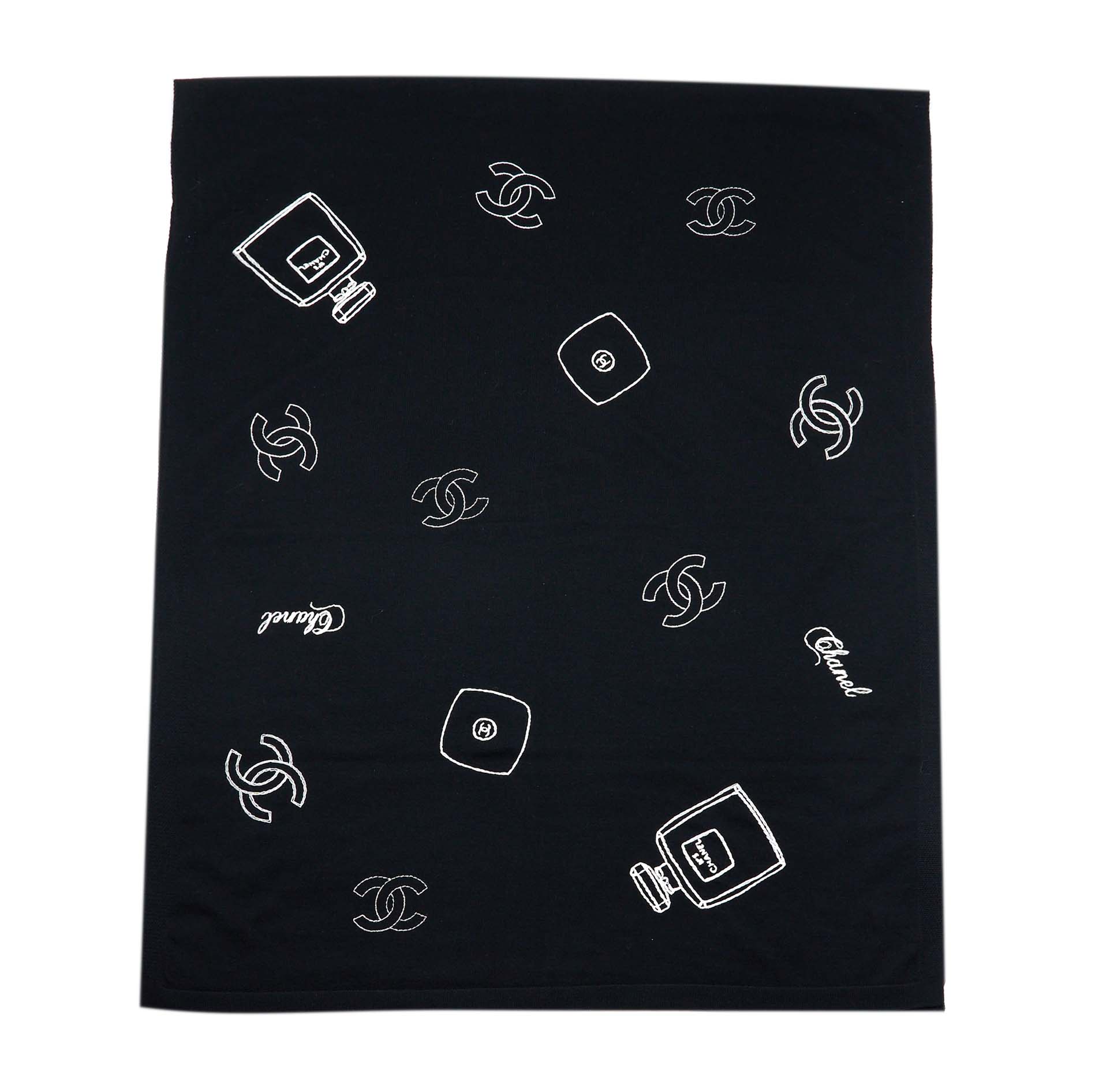 Chanel 21s Scarf Wool Black White