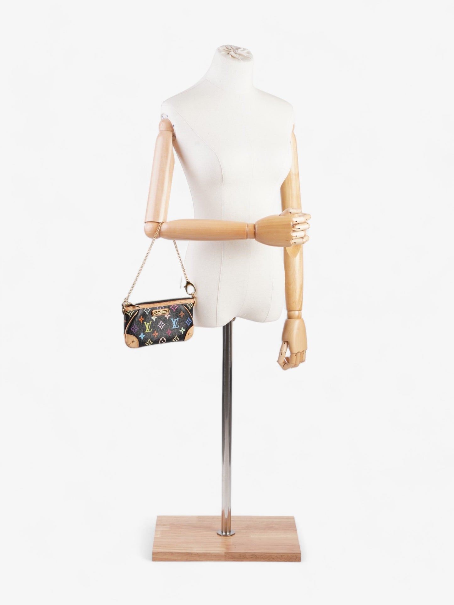 Louis Vuitton X Takashi Murakami Pochette Milla Multicoloured Monogram MM Apparel