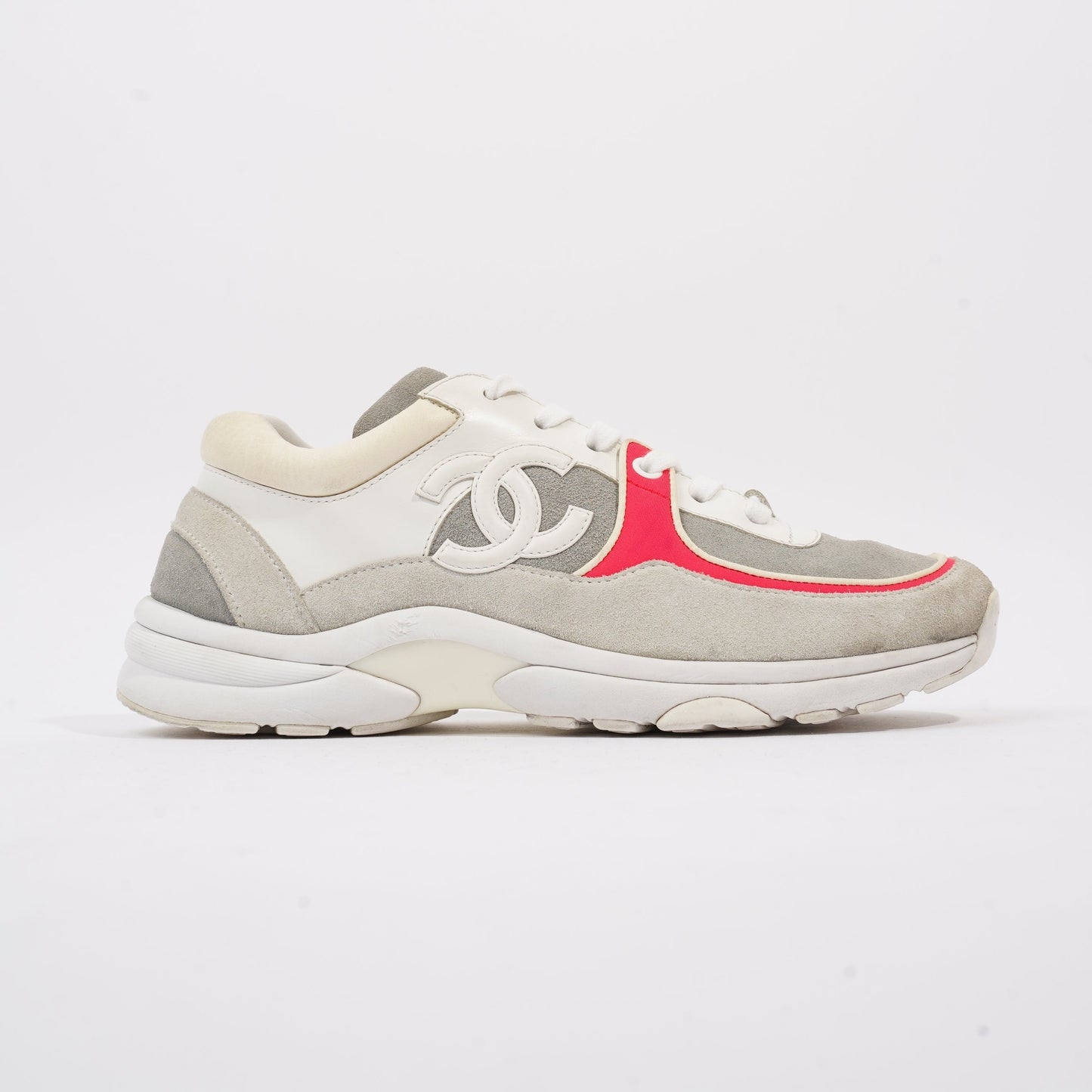 Chanel CC Logo Sneaker Grey   White   Red Suede EU 37.5 UK 4.5