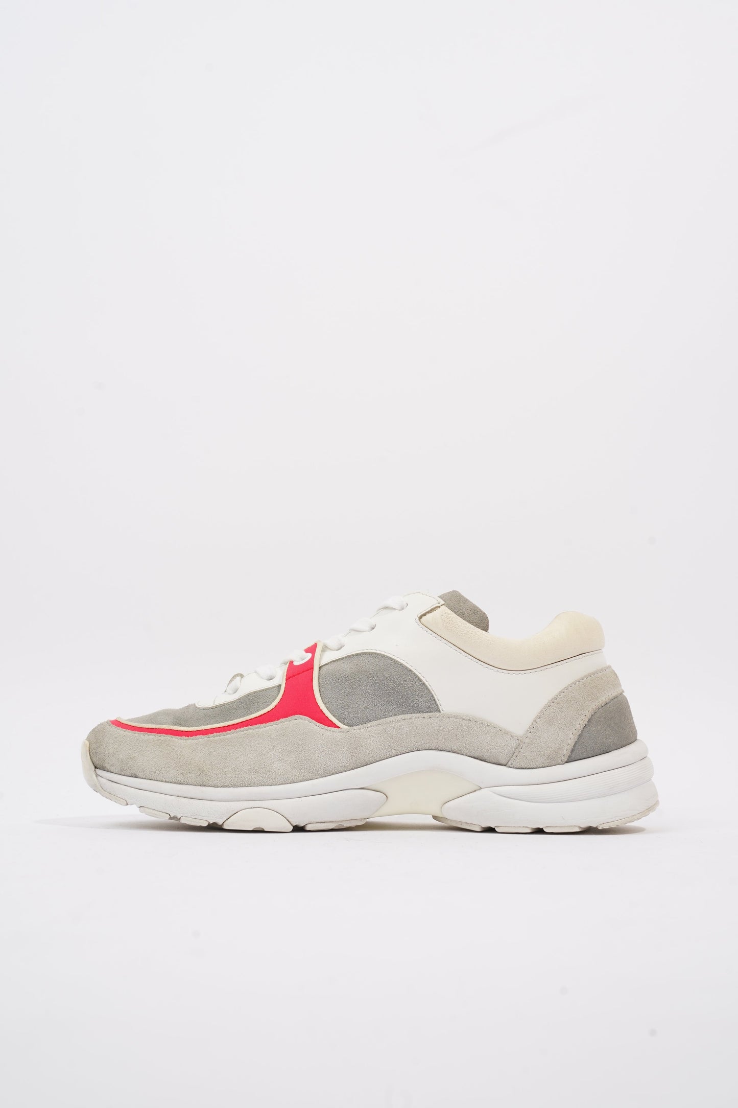 Chanel CC Logo Sneaker Grey   White   Red Suede EU 37.5 UK 4.5