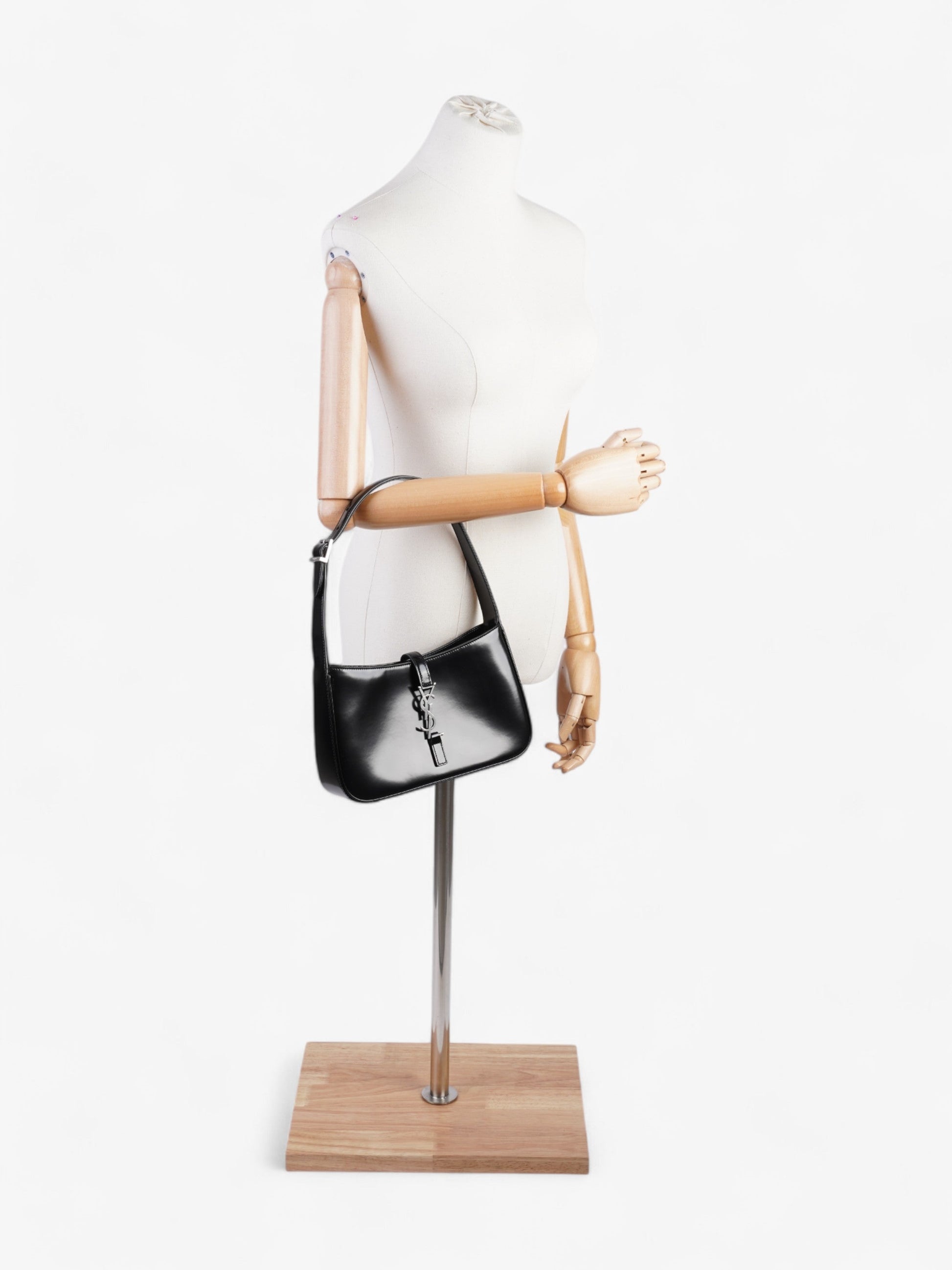 YSL Saint Laurent Le Shoulder Bag Leather Black