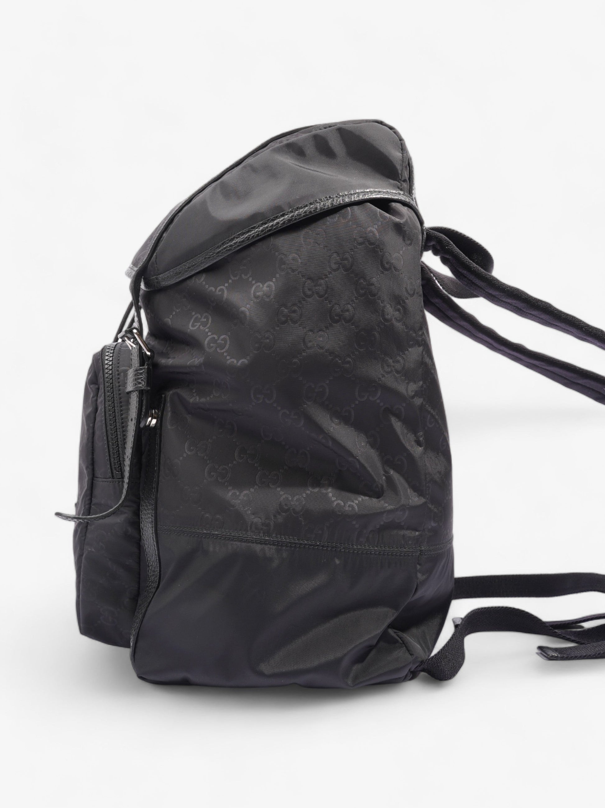 Gucci Travel Drawstring Rucksack Supreme Backpack Nylon Black Jewelry