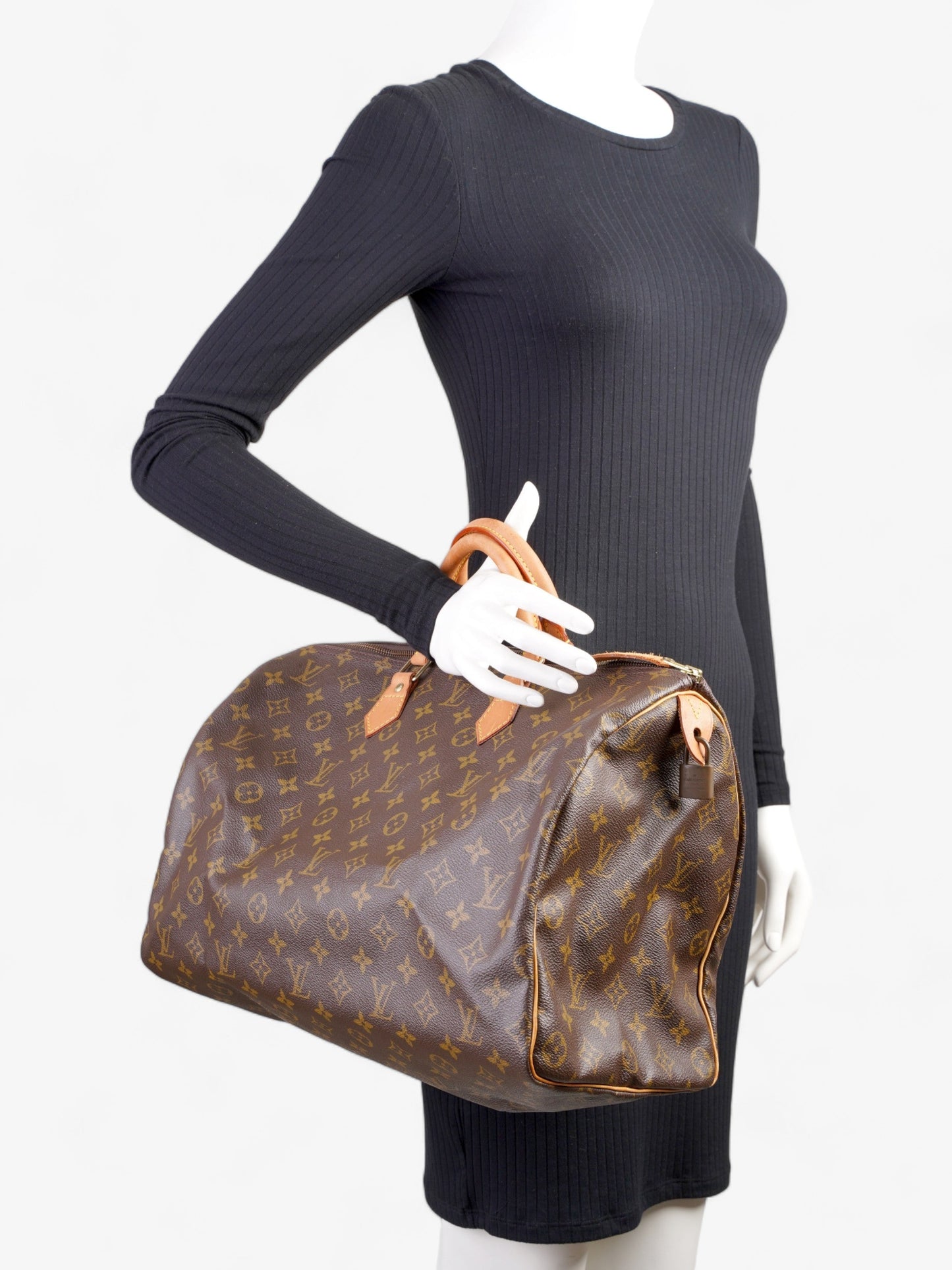 Louis Vuitton Speedy Coated 40 Monogram Canvas Coated Canvas Apparel Canvas 95