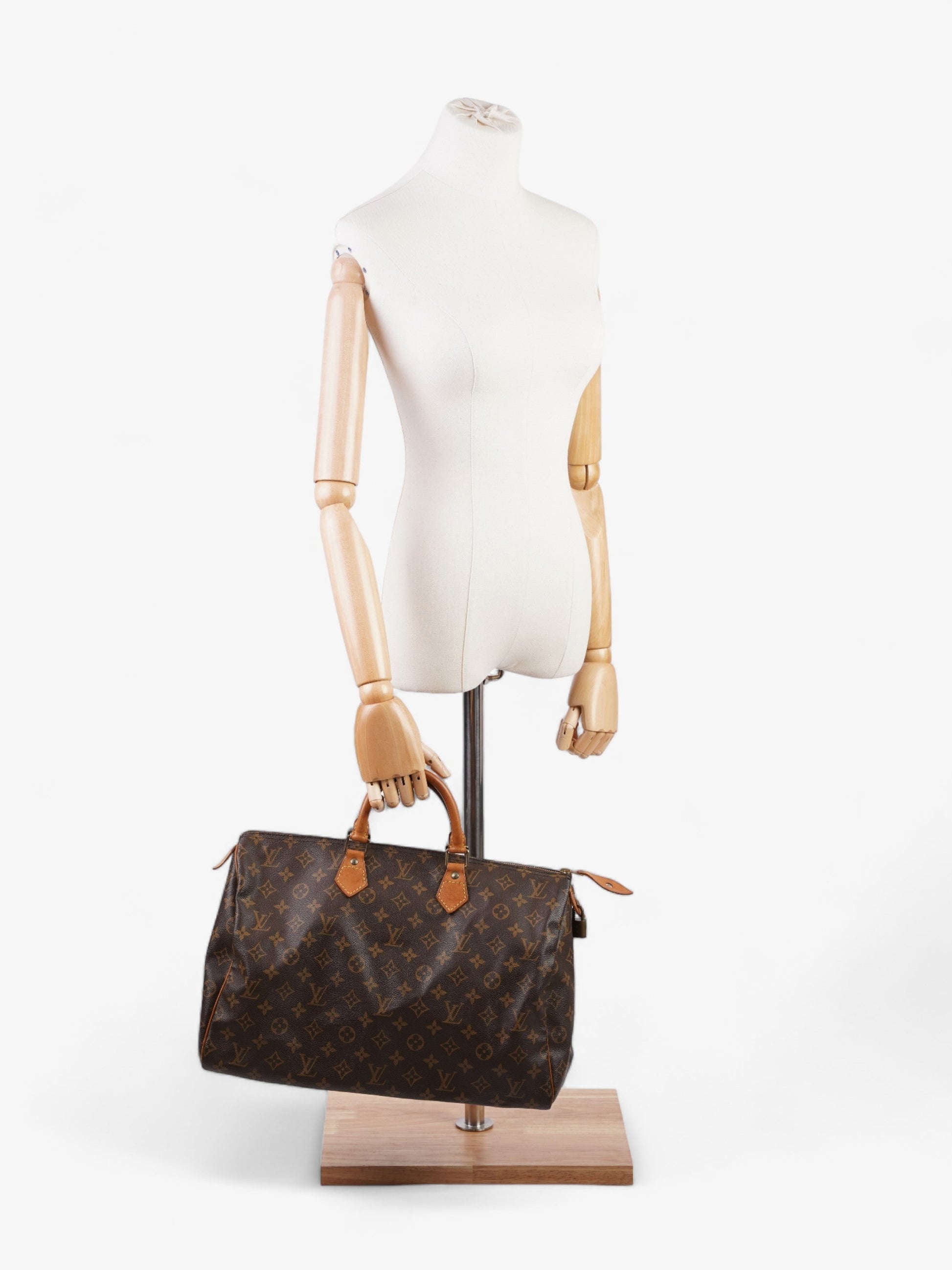 Louis Vuitton Speedy Coated 40 Monogram Canvas Coated Canvas Apparel Canvas 74