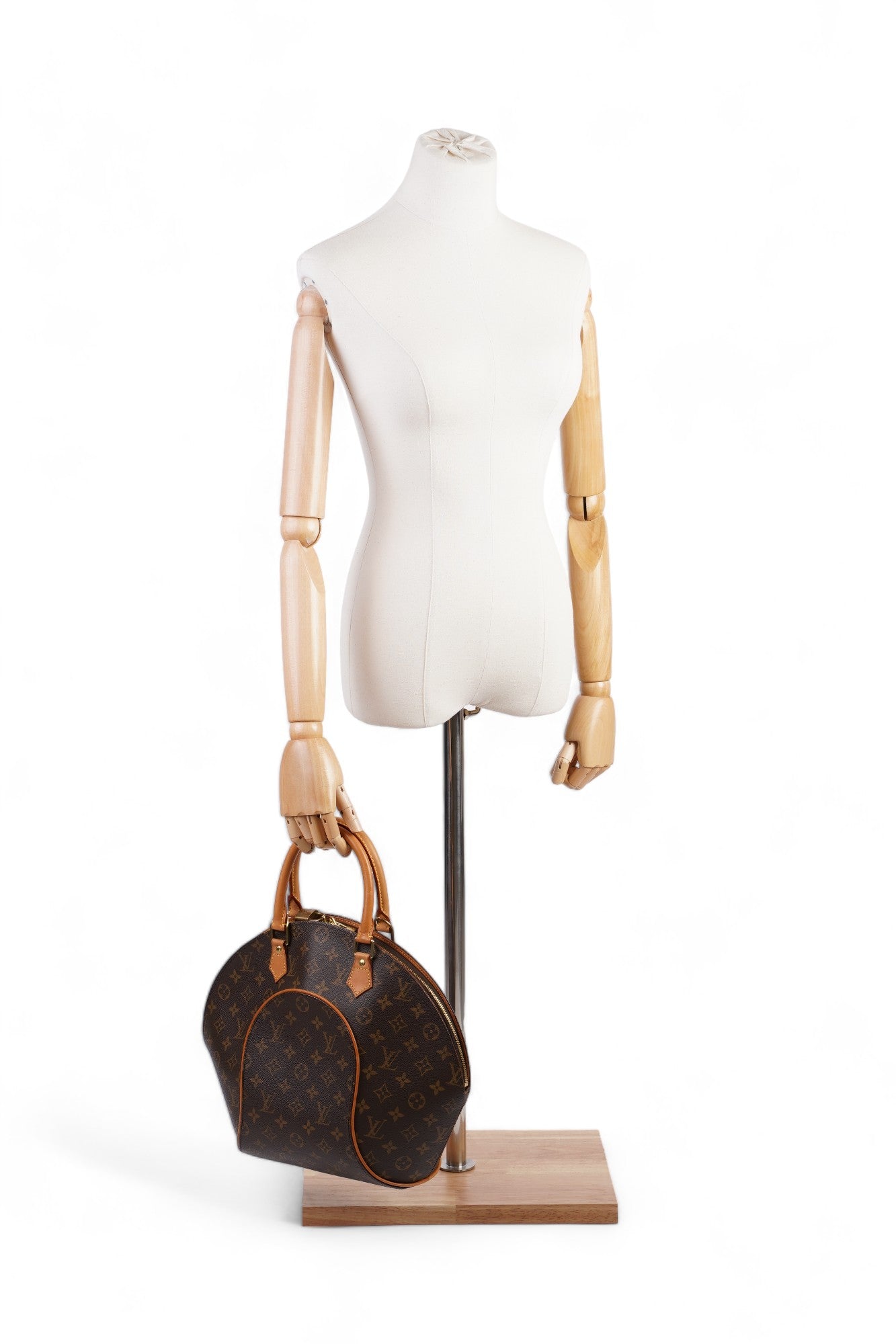 Louis Vuitton Ellipse Coated MM Monogram Canvas Coated Canvas Apparel Mm 1