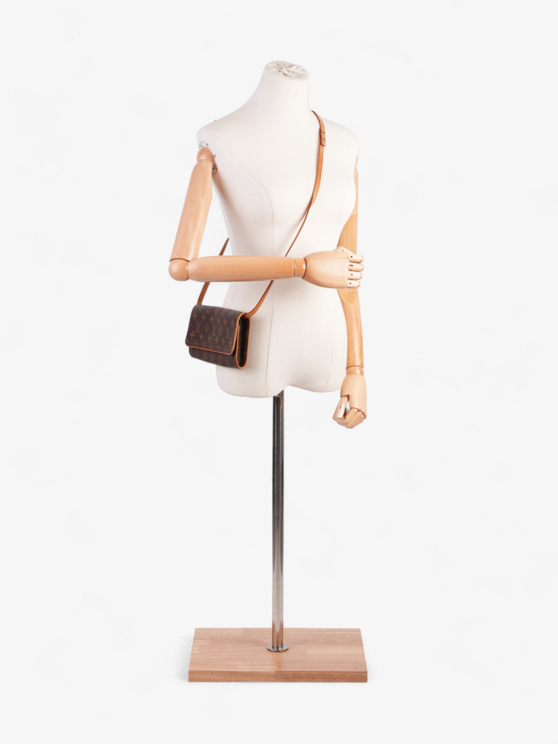 Louis Vuitton Twin Pochette Coated Monogram GM Canvas Coated Canvas Apparel Gm 4