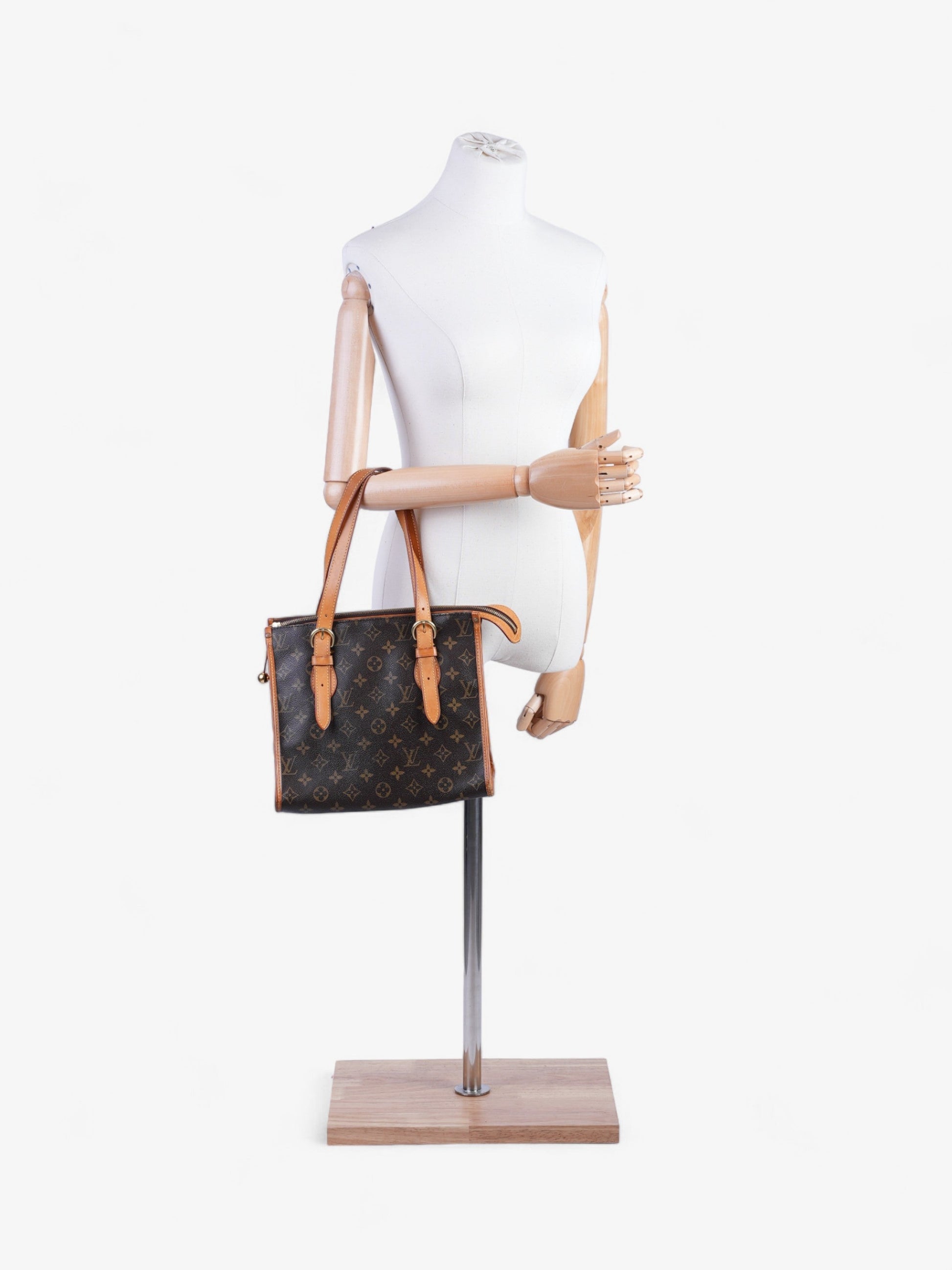 Louis Vuitton Popincourt N A Monogram Handbag