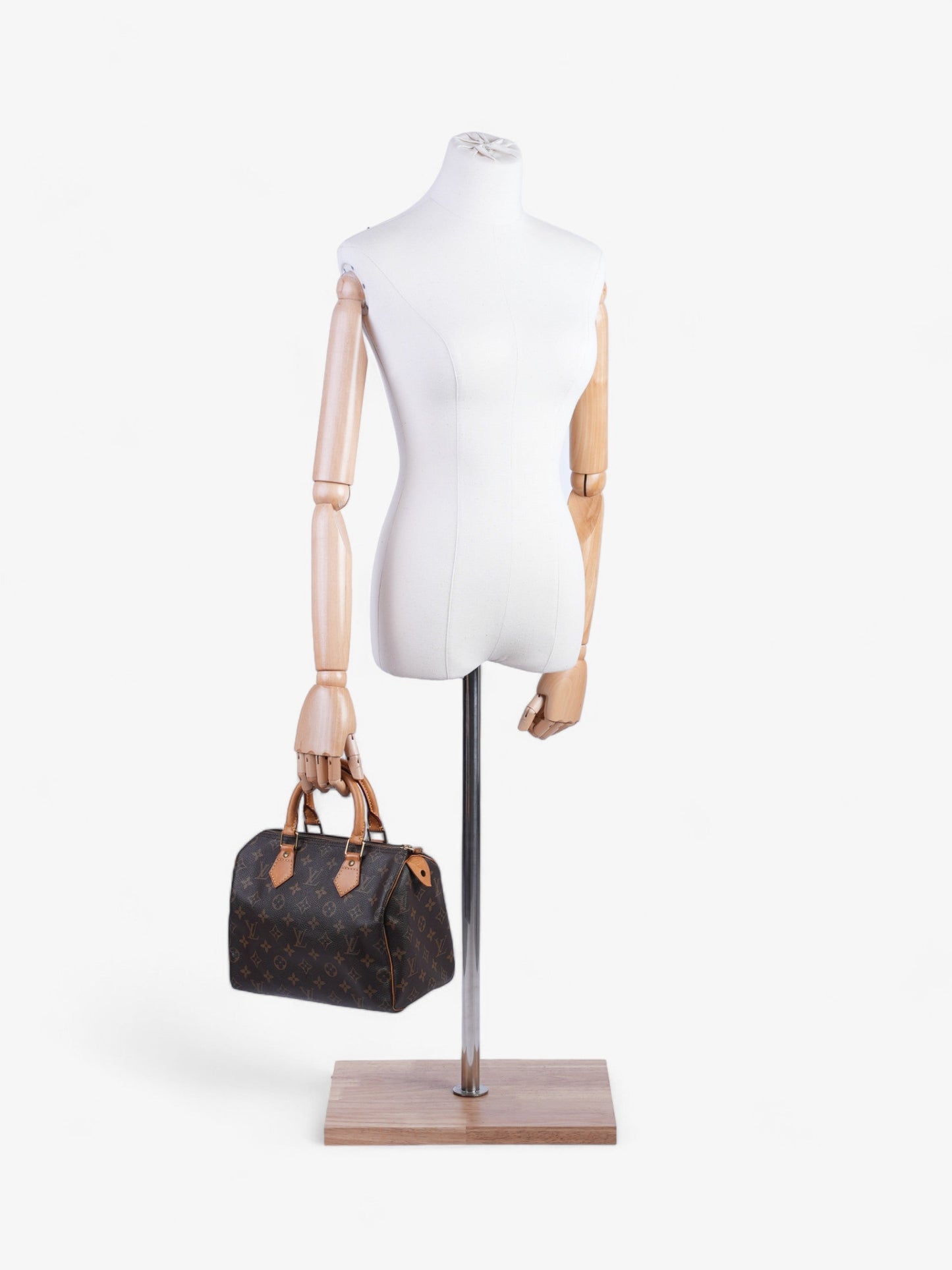 Louis Vuitton Speedy 25 Monogram Handbag Monogram 26