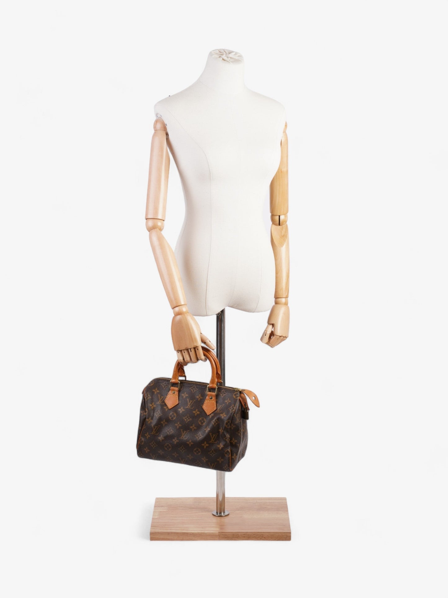 Louis Vuitton Speedy Coated 25 Monogram Canvas Coated Canvas Apparel Canvas 126