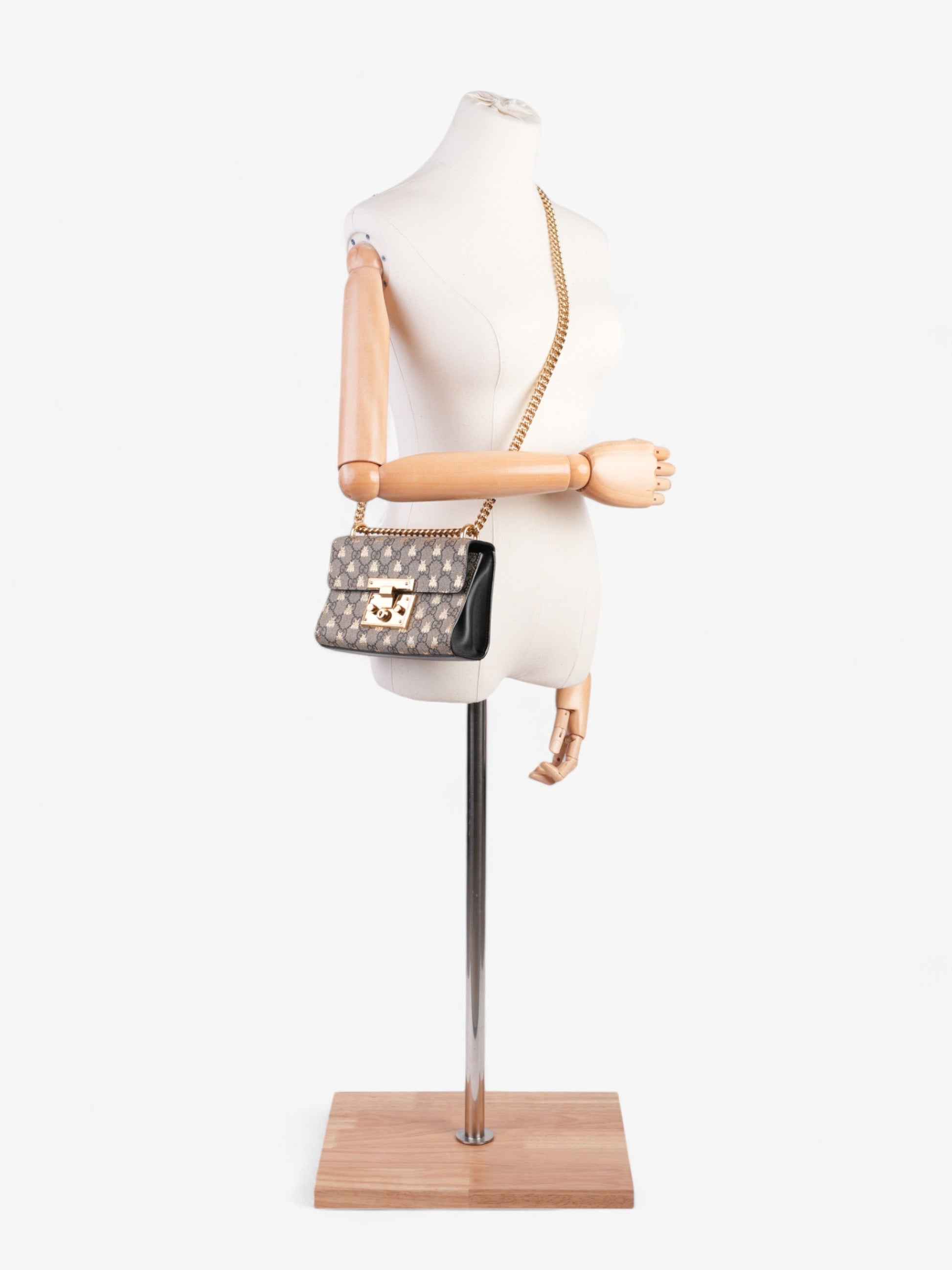 Gucci Padlock Supreme Bee Coated Shoulder Bag Canvas Small