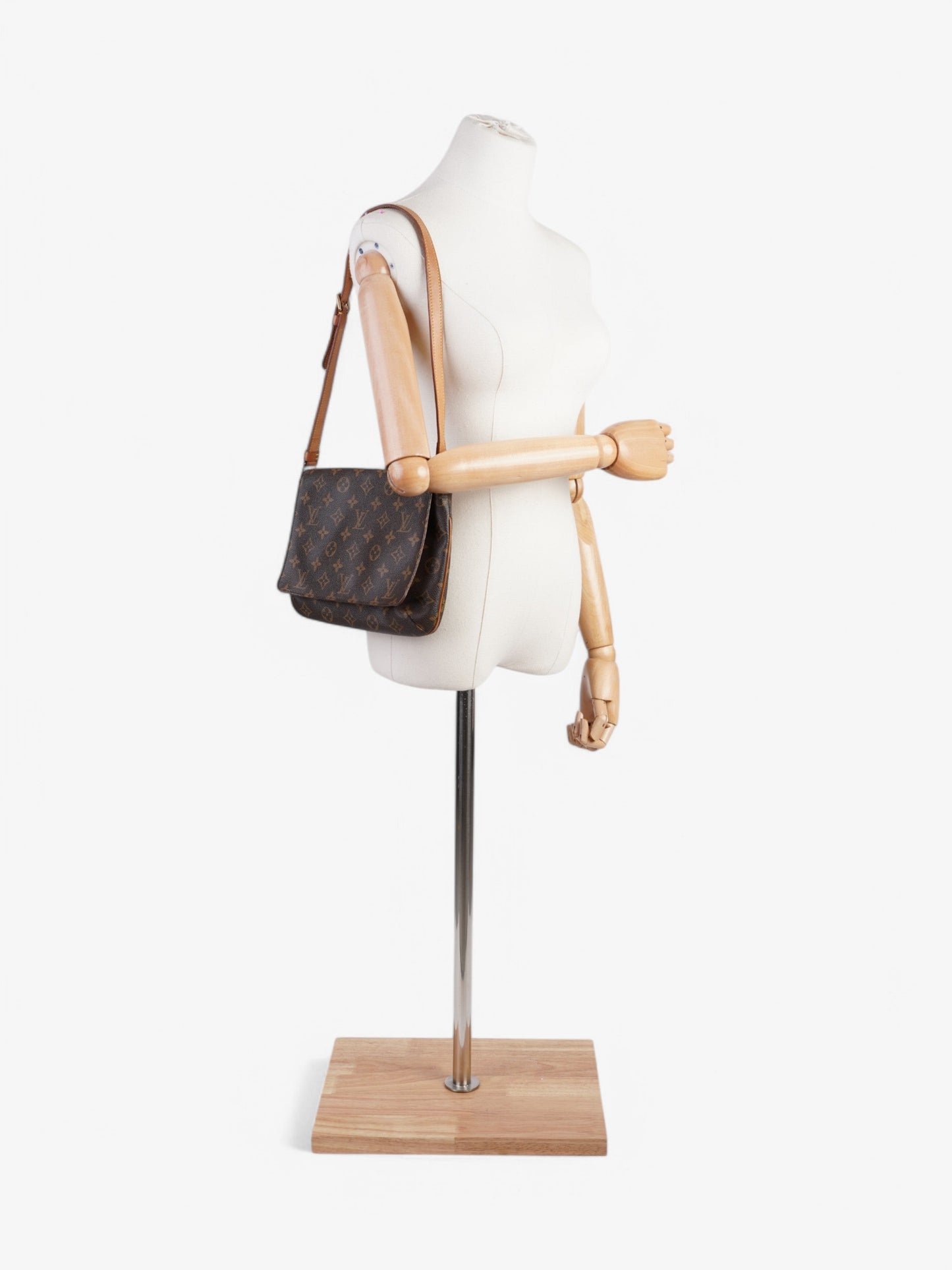 Louis Vuitton M tte Tango Coated Monogram Canvas Coated Canvas Apparel Canvas 17