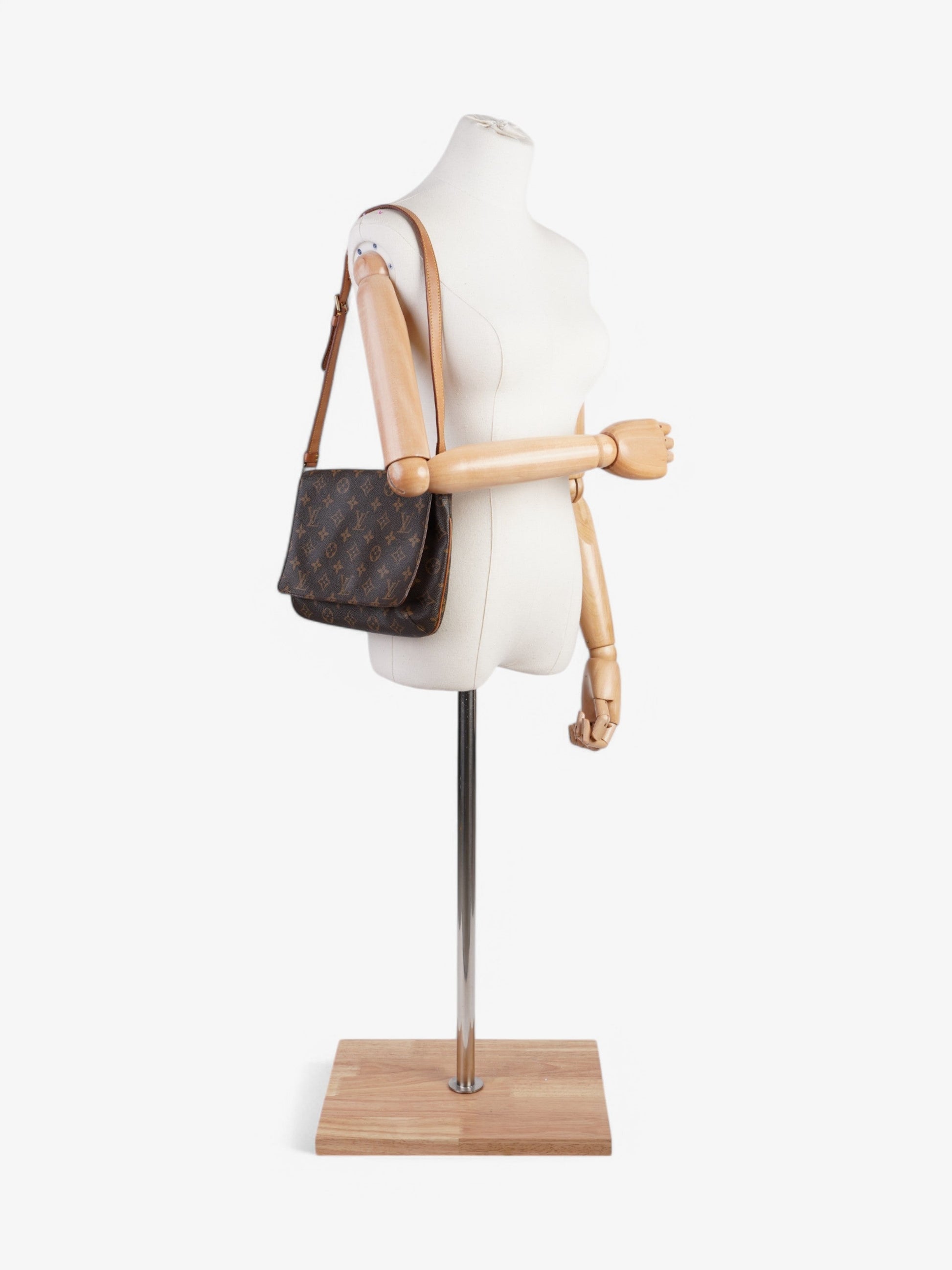 Louis Vuitton M tte Tango Coated Monogram Canvas Coated Canvas Apparel Canvas 18