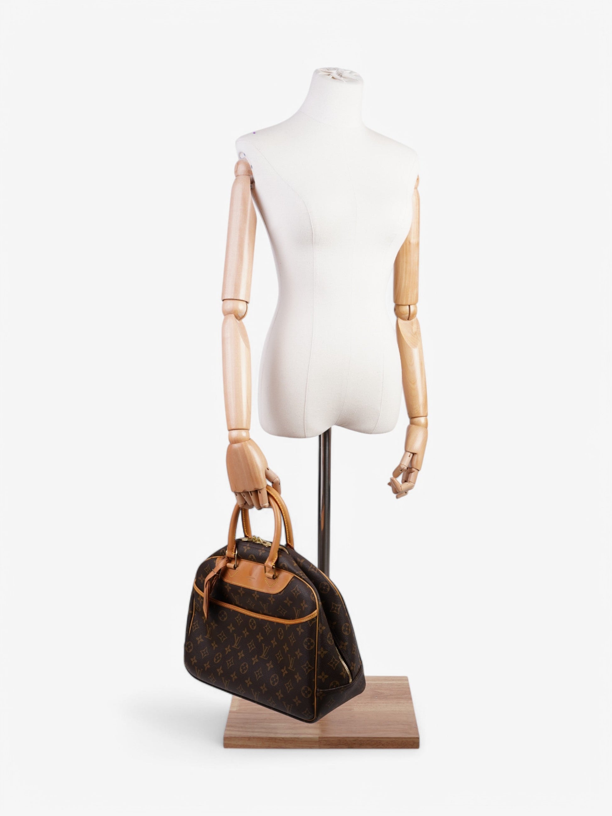 Louis Vuitton Deauville Coated Monogram Canvas Coated Canvas Apparel Canvas 14