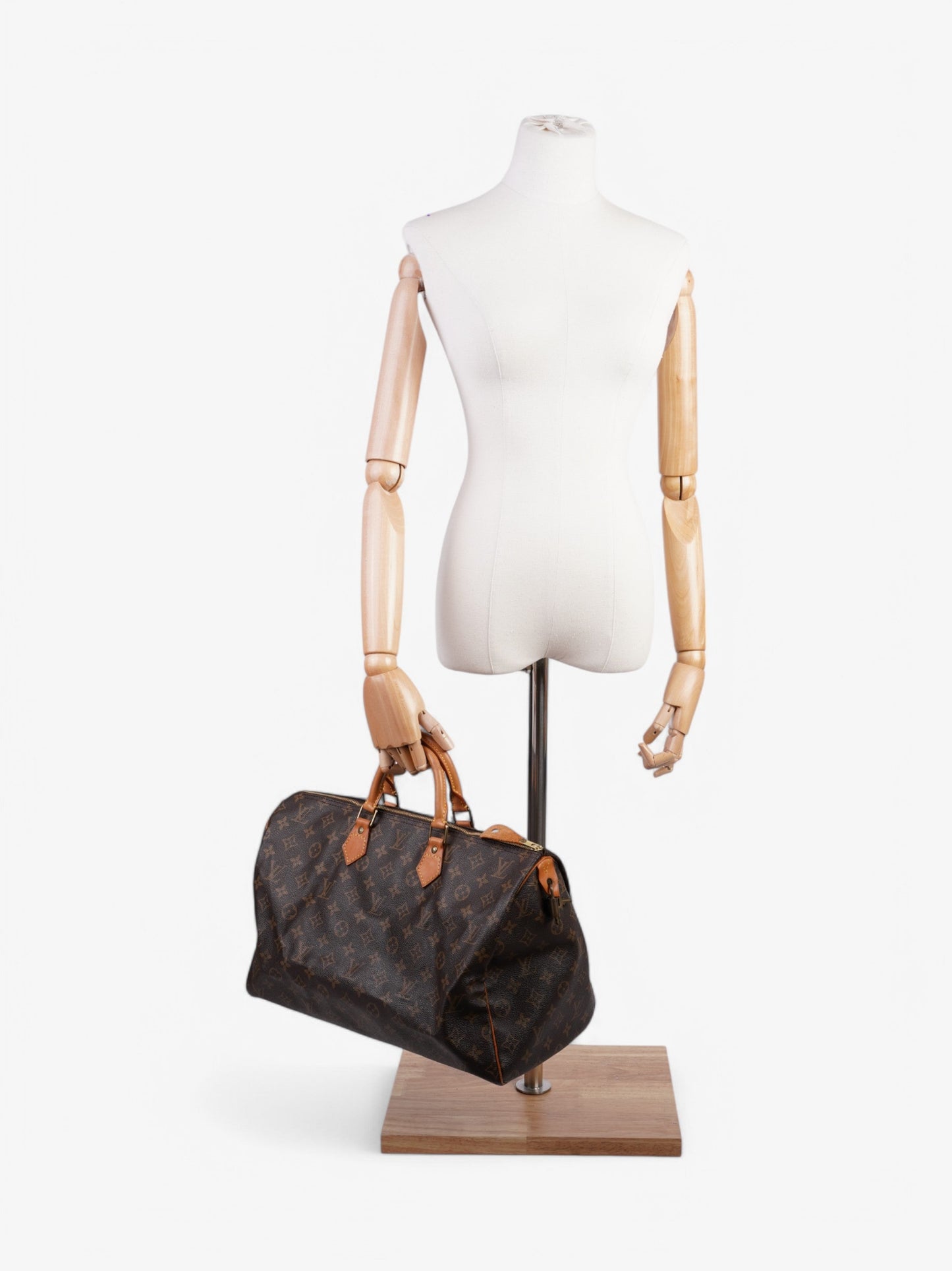 Louis Vuitton Speedy Coated 40 Monogram Canvas Coated Canvas Apparel Canvas 225