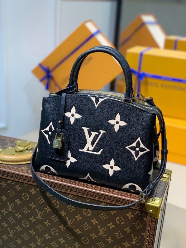 Top Quality Petit Palais Flowers For Women Monogram Beige Crossbody Bag