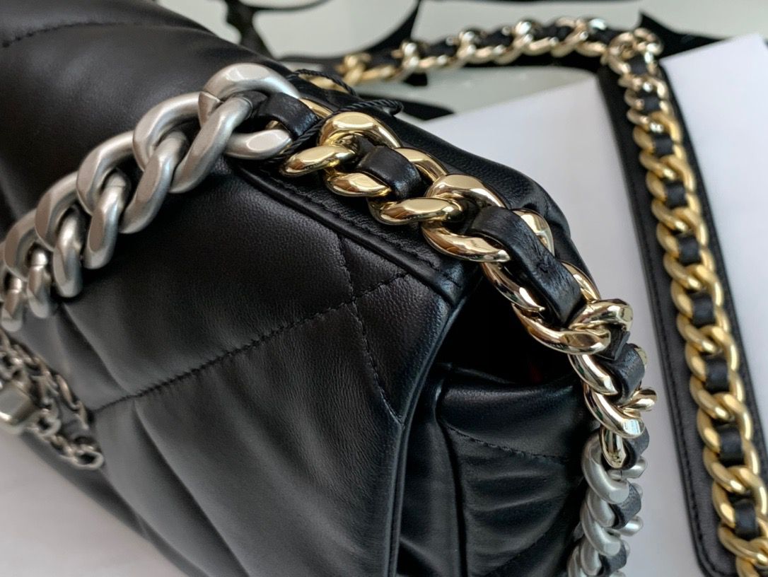 CHL Classic 10in 26cm Black Flap Handbag