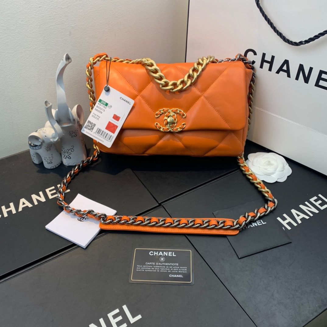 Chanel Chl 19 Orange 101In26Cm Travel Bag