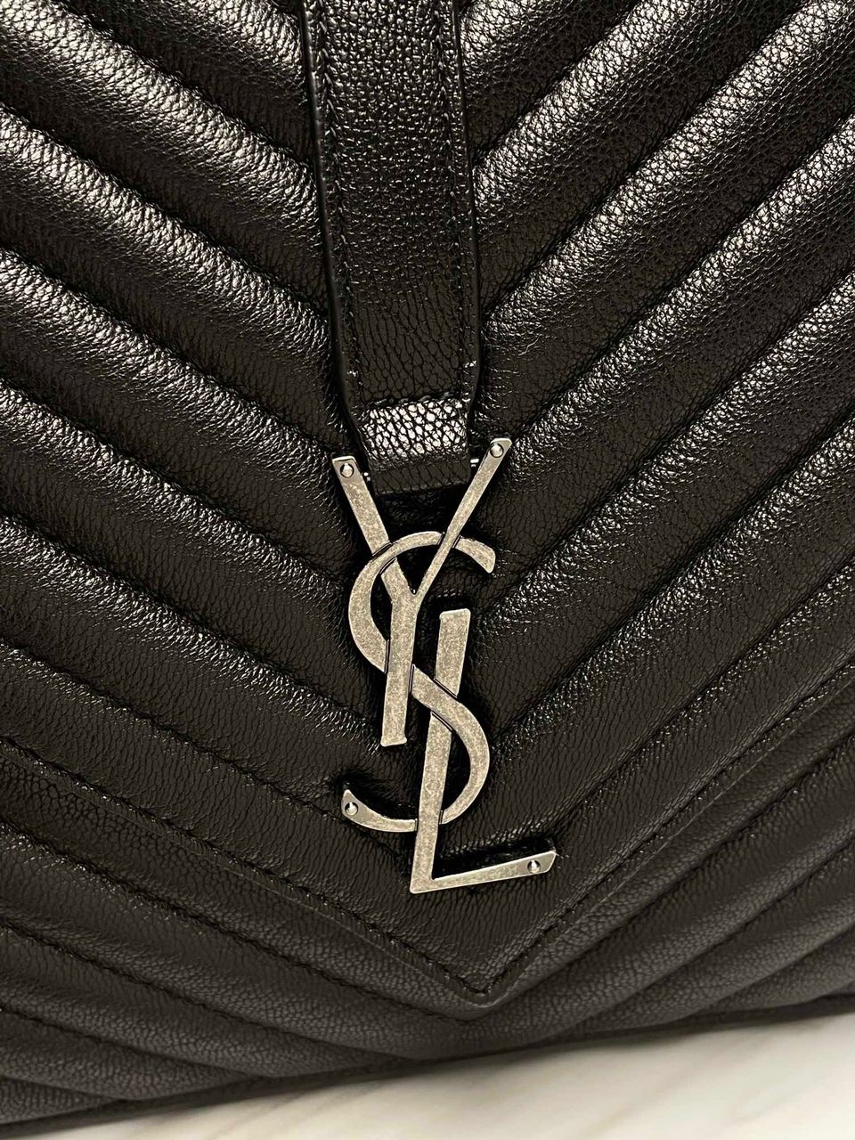 YSL Saint Laurent College Toned Hardware 12in 32cm Black Silver Large Chain Handbag