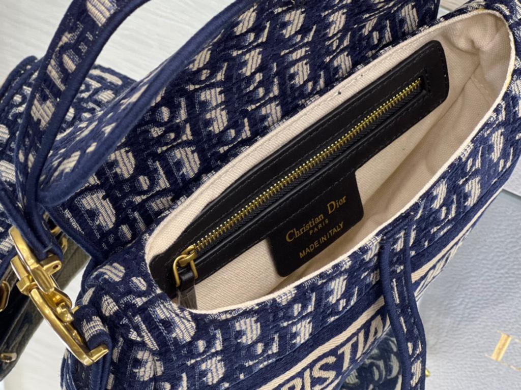 Saddle Cd Blue Travel Bag