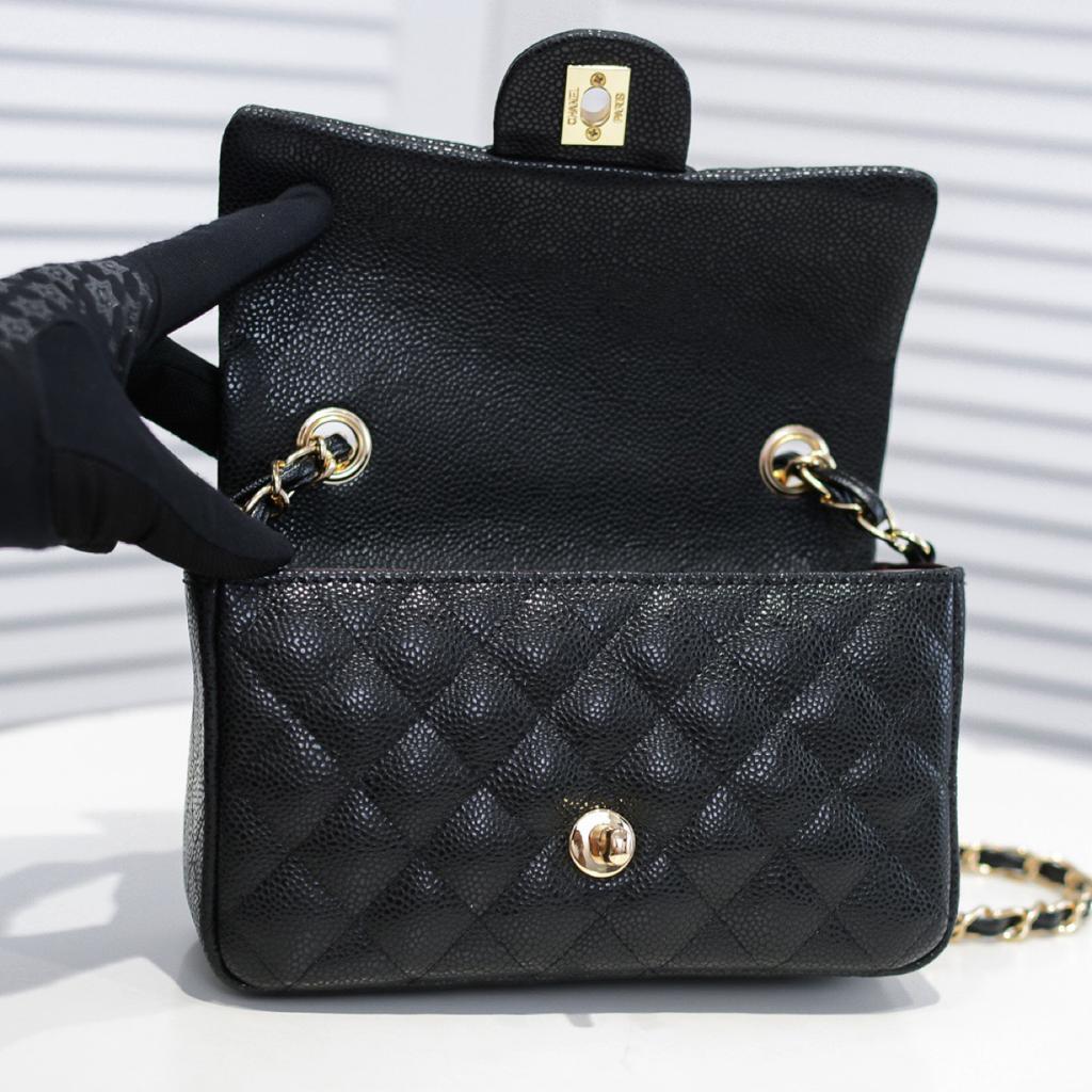 CHLMini 7.8in 20cm A69900 Black Flap Mini Bag
