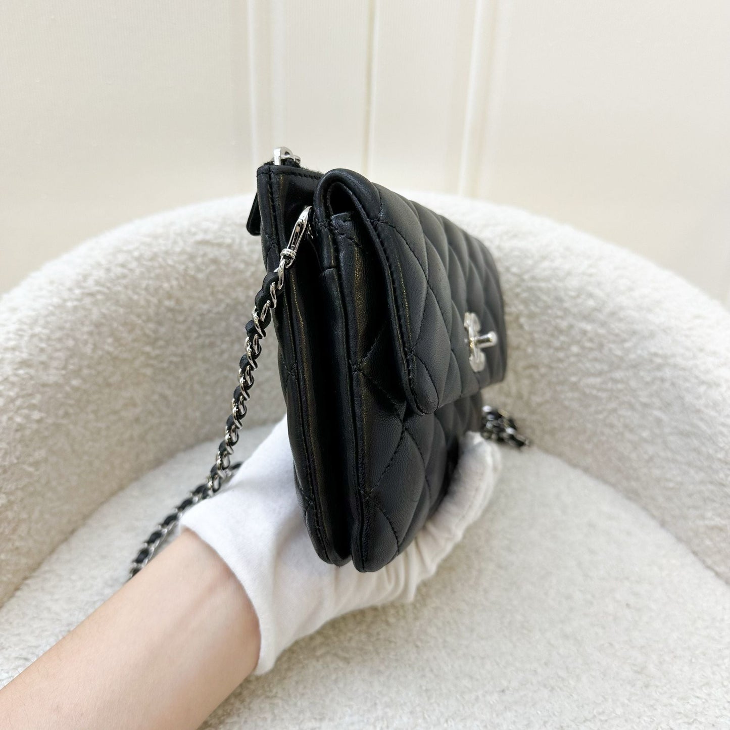 Chanel 14P Mini Crossbody Flap Bag with Zip Compartment in Black Lambskin and Shw