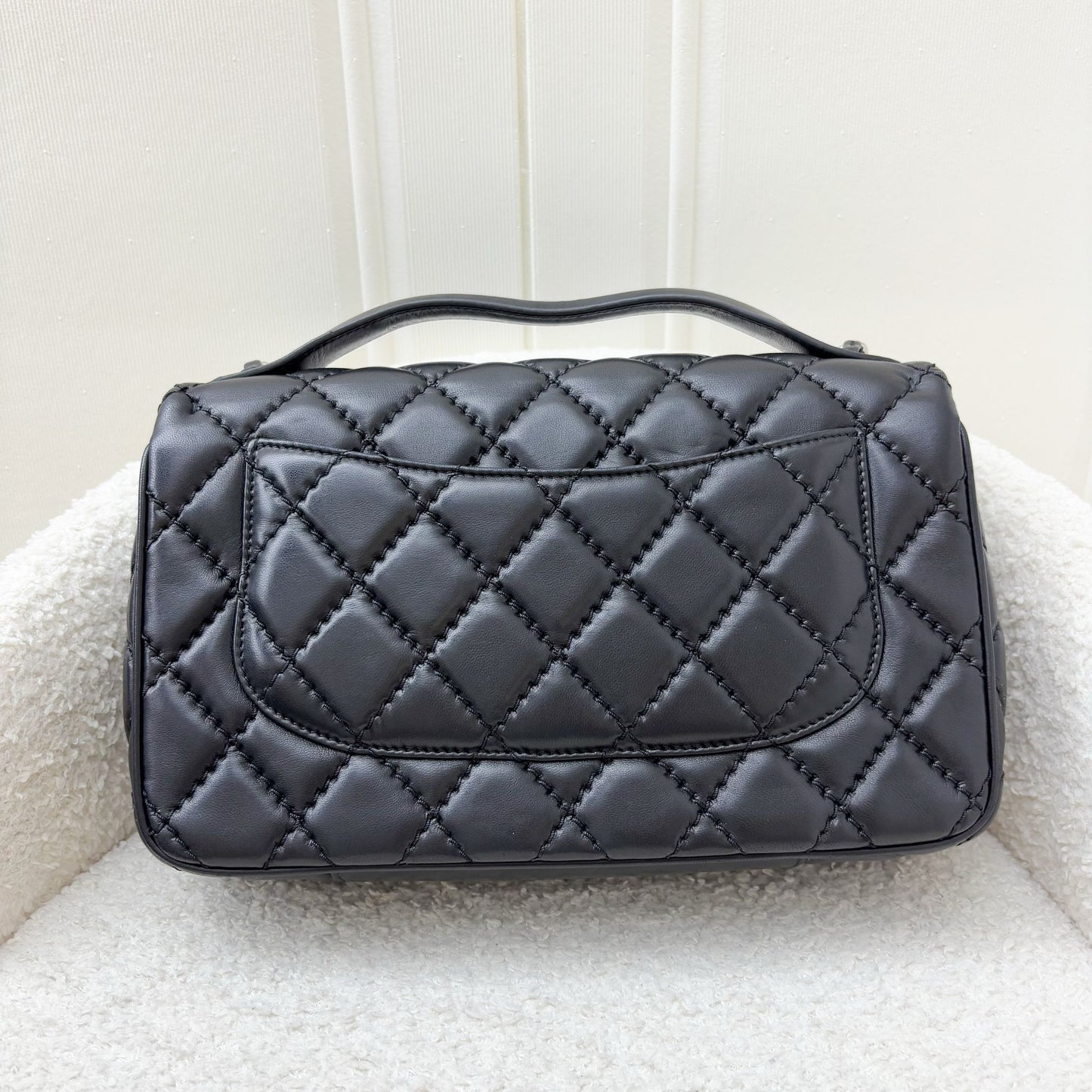 Chanel 15P Top Handle Flap Bag in Black Lambskin and Shw ( )