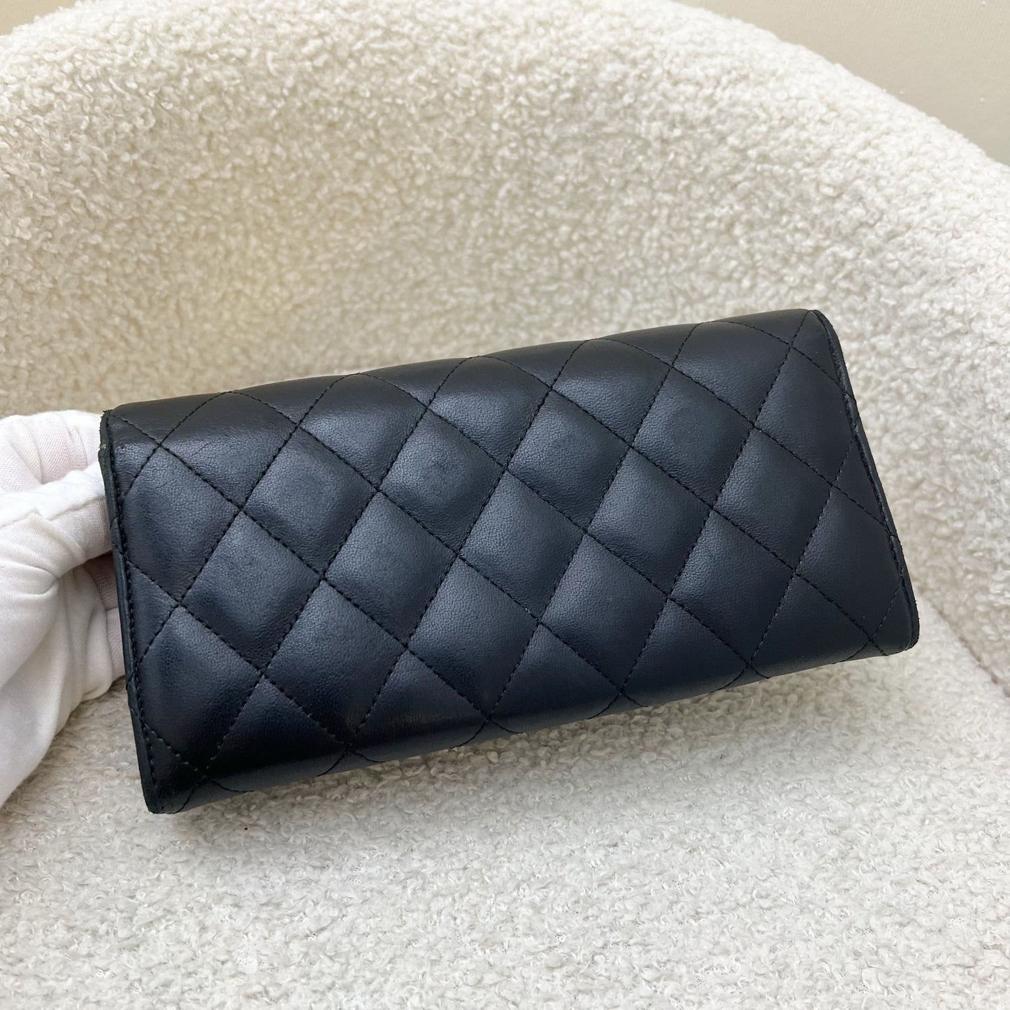 Chanel Classic Long Wallet In Black Lambskin And Shw Bag