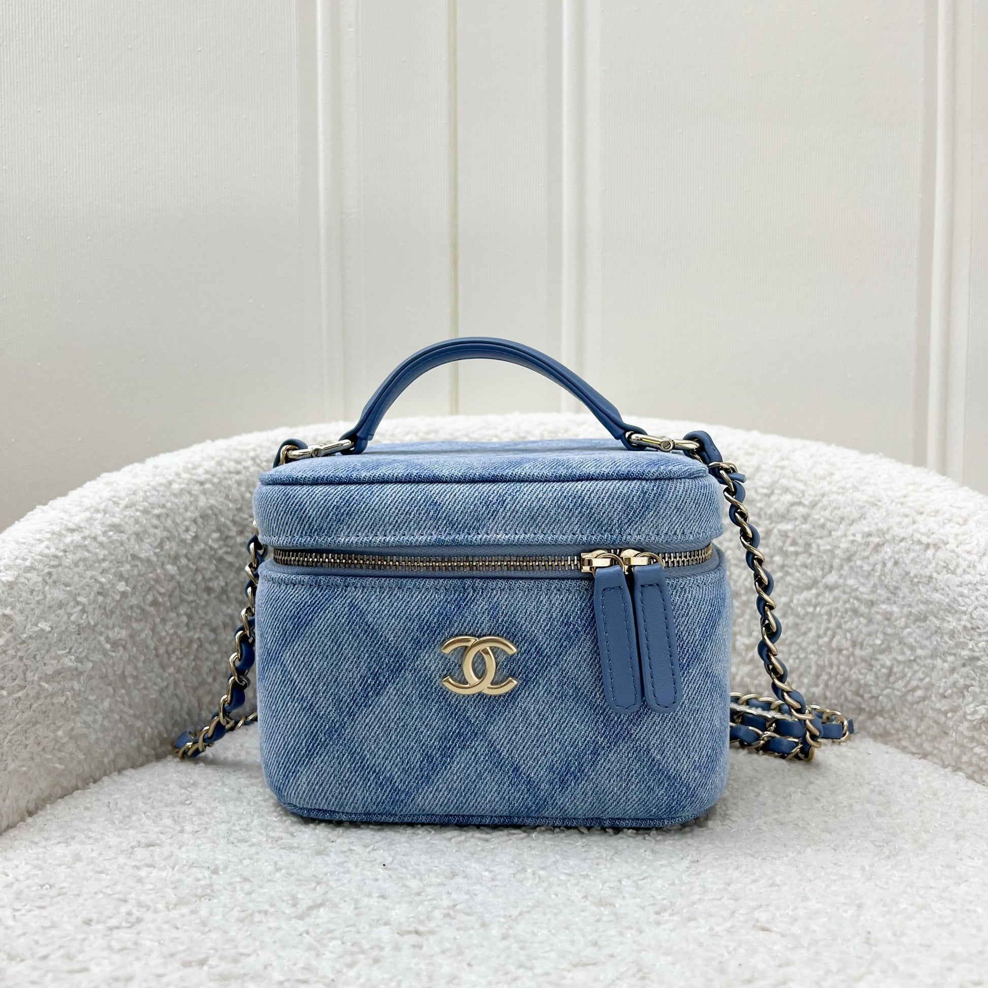 Chanel 22B Cheer for Chanel Vanity Case with Top Handle in Light Blue Denim Fabric and Aghw Handbag