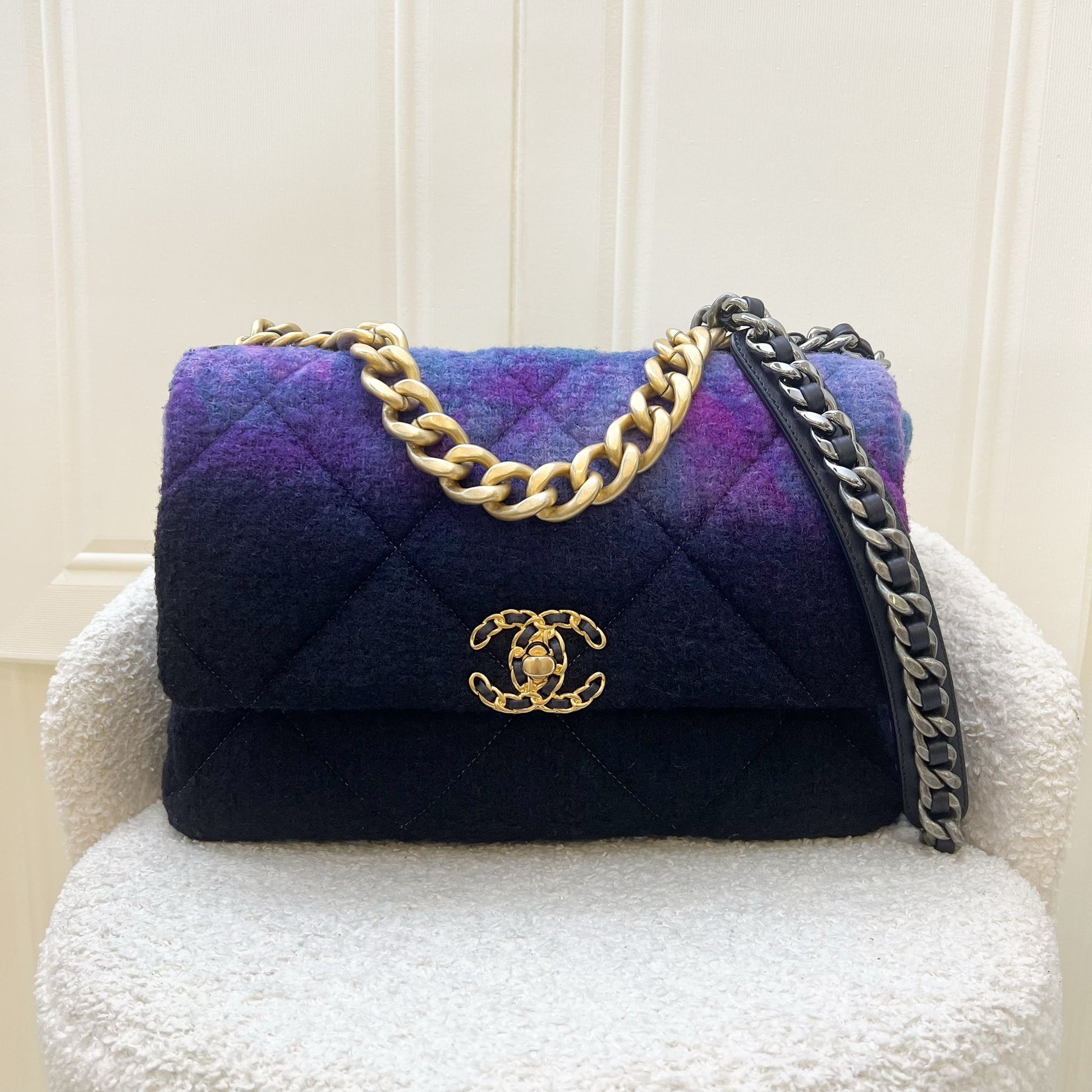 Chanel 19 Medium 30Cm Flap In Ombre Tweed And 3-Tone Hardware Bag