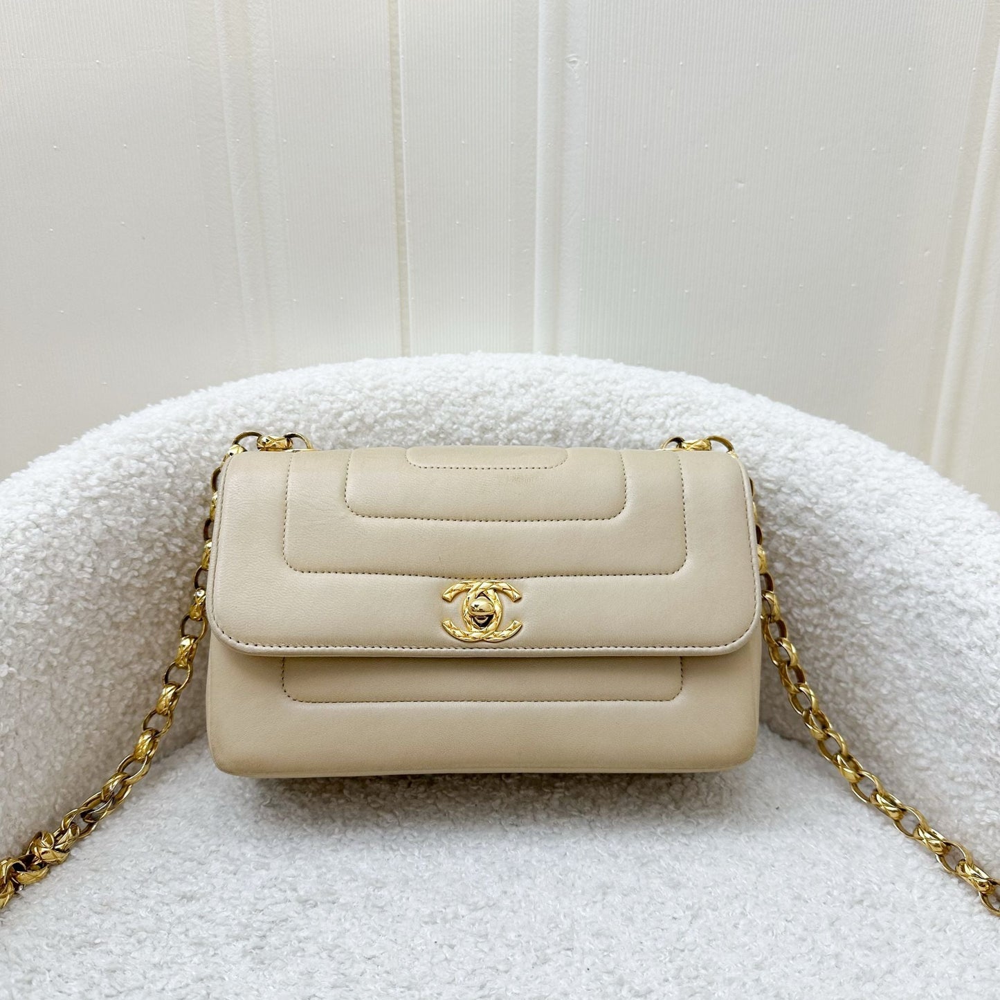Chanel Mini Bijoux Chain Flap In Beige Lambskin And 24K Ghw Bag