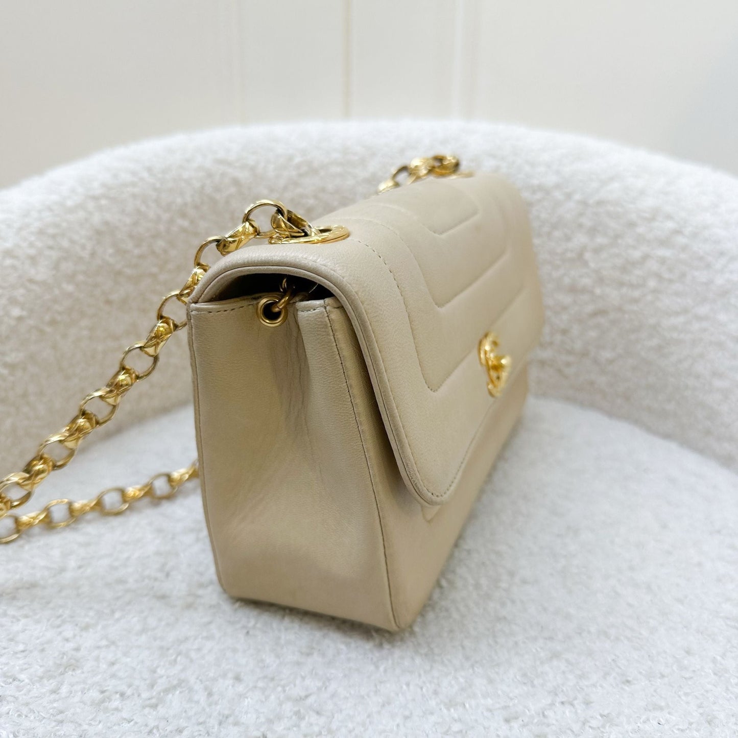 Chanel Mini Bijoux Chain Flap in Beige Lambskin and 24K Ghw Handbag