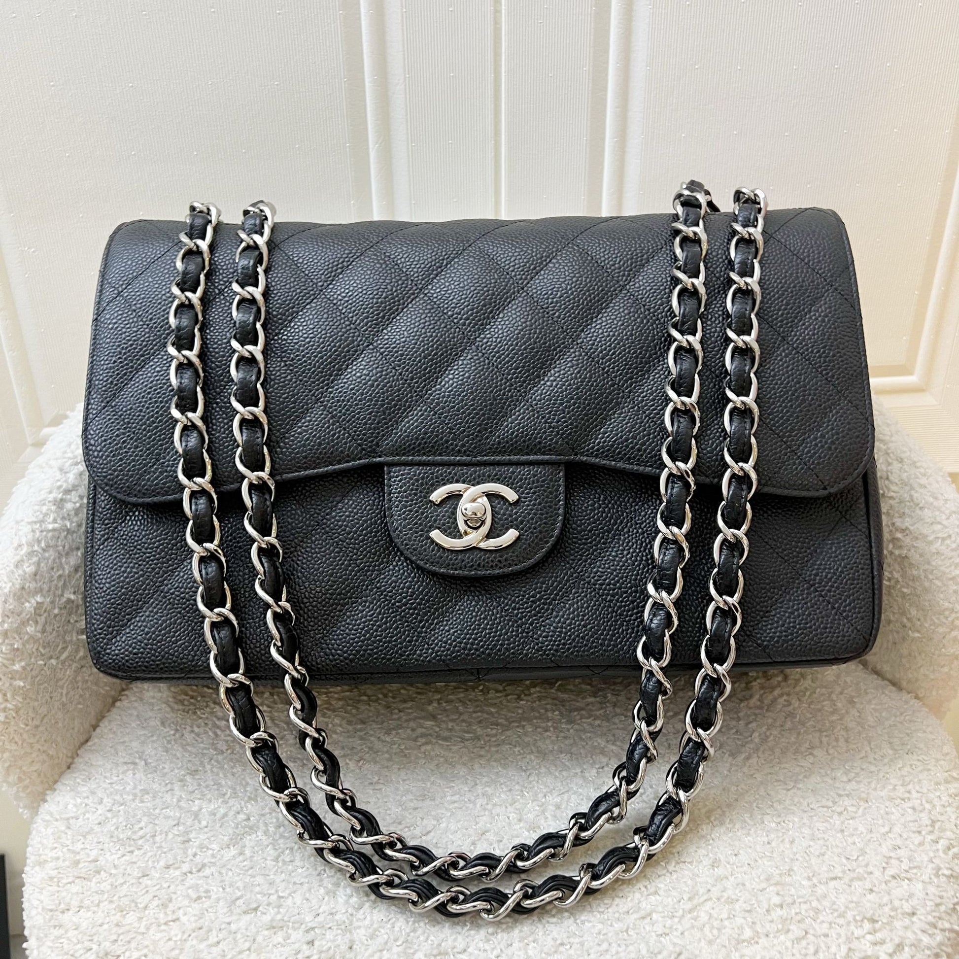 Chanel Jumbo Classic Flap Df in Black Caviar and Shw Handbag