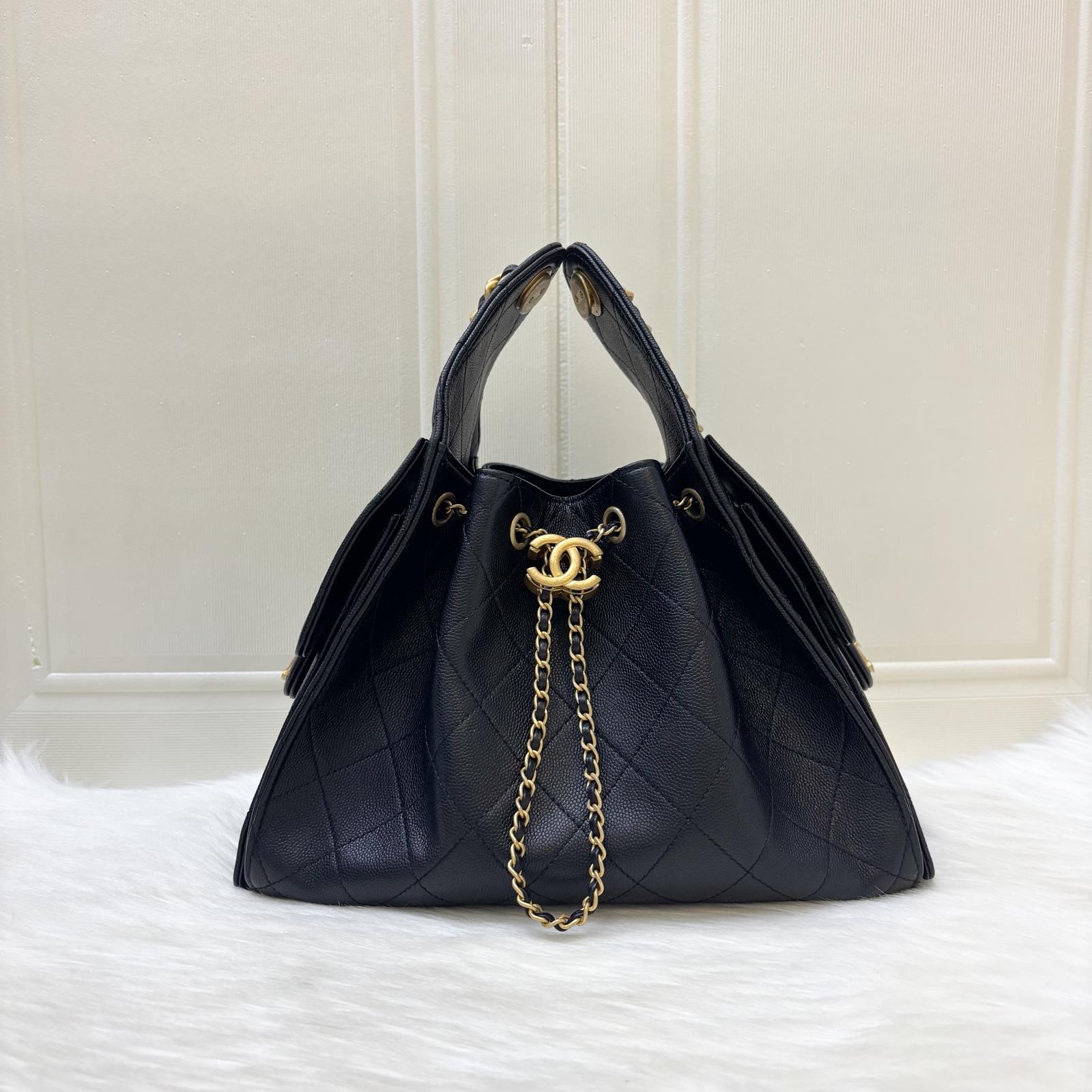 Chanel 25 Small Hobo Bag in Black Caviar and Aghw ( )