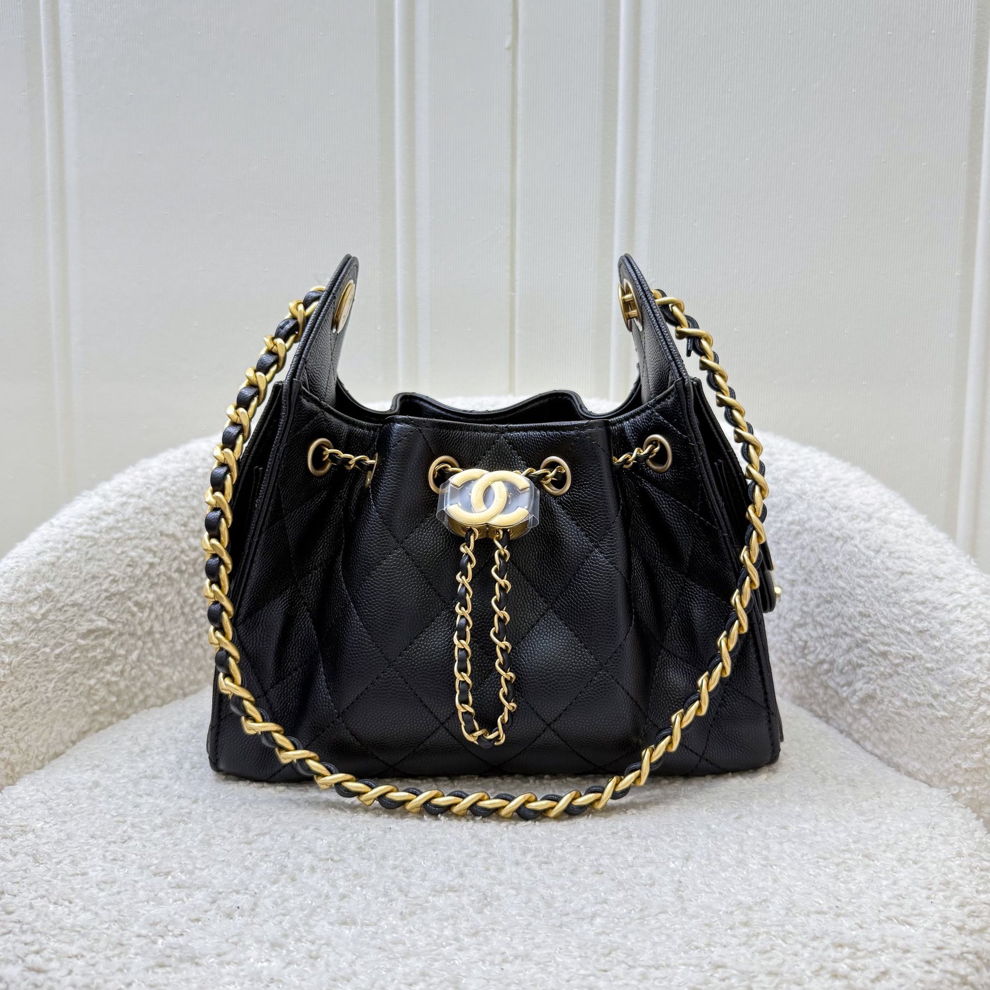 Chanel [Bn - Local Set - Nov ] 25 Mini Hobo Bag In Black Caviar And Aghw ( )