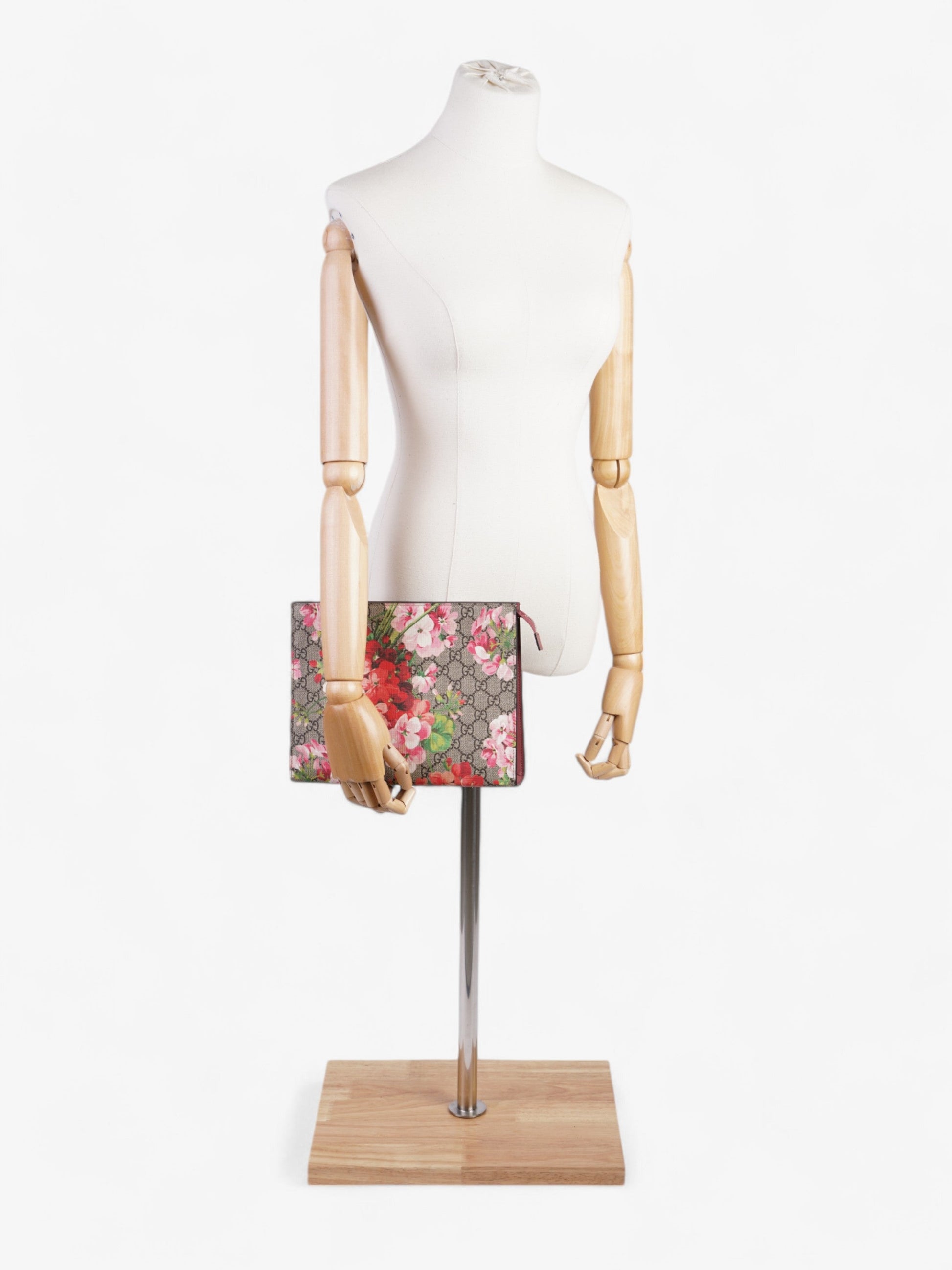 Gucci Cosmetic Case Supreme Bloom Antique Rose Coated Canvas Large Travel Bag