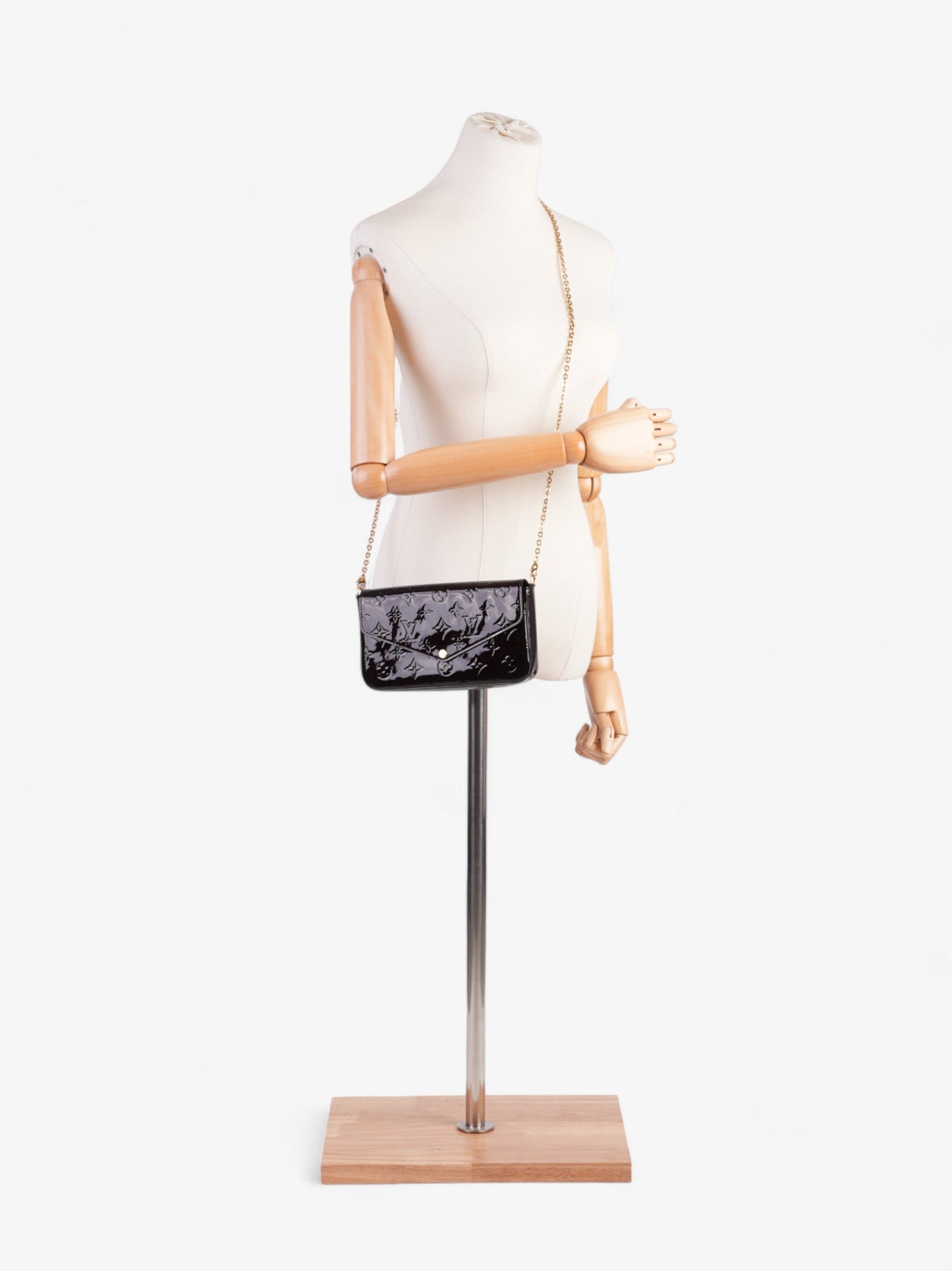 Louis Vuitton Pochette Felicie Maroon Vernis Leather Clutch Bag
