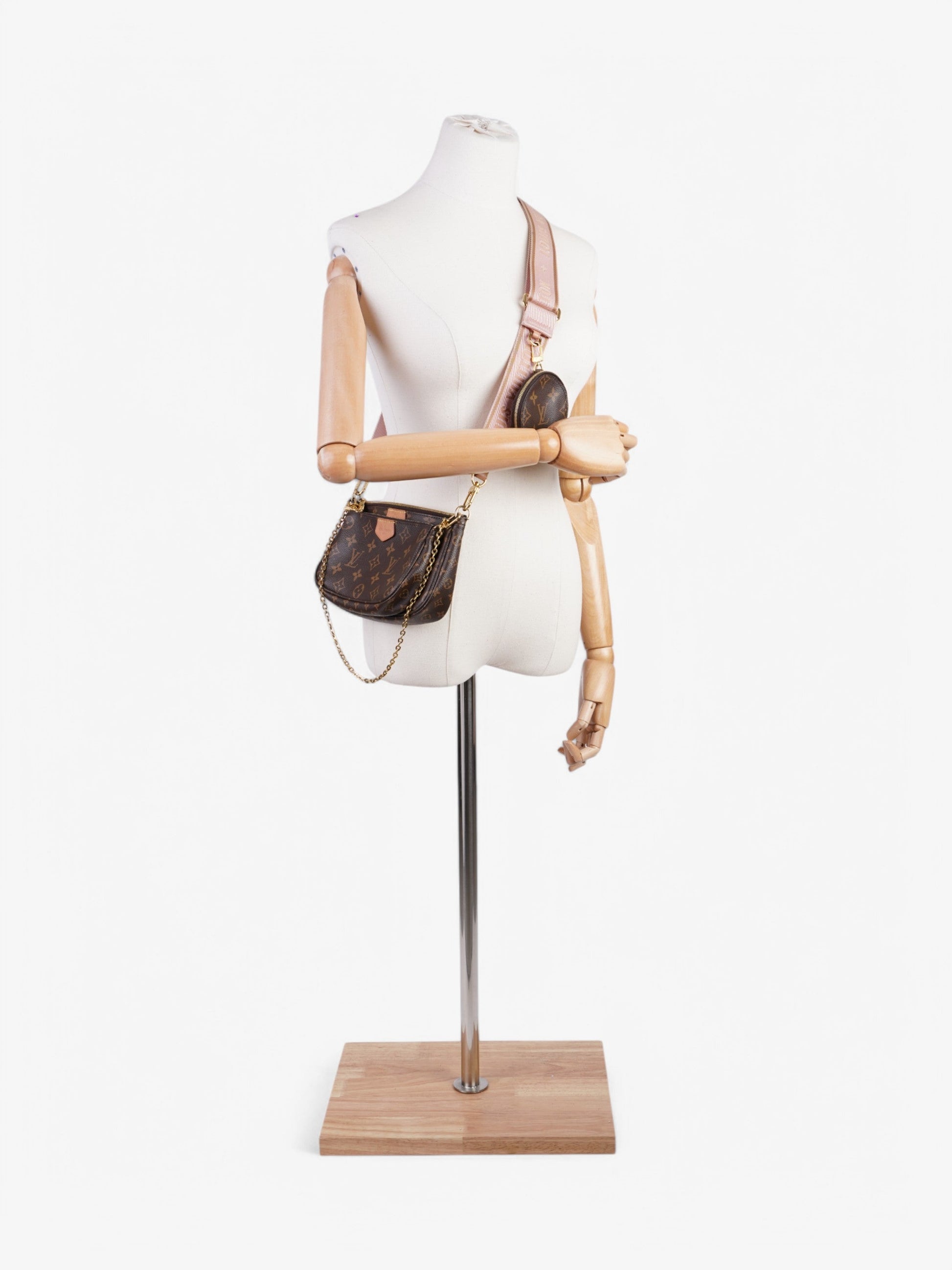 Louis Vuitton Multi Pochette Accessoires Coated Monogram Canvas Coated Canvas Apparel Canvas 8